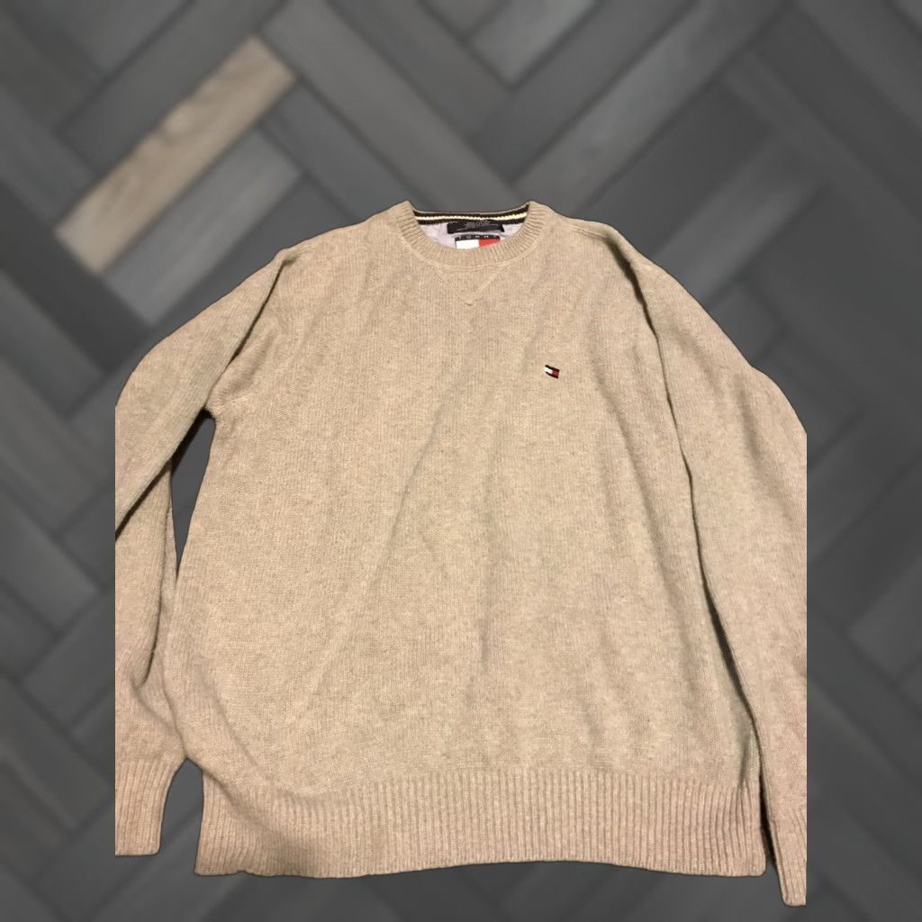 Tommy Hilfiger Tommy Hilfiger Men’s Signature Crew Neck Sweater Medium Gray Pullover Crew Neck Shirt? Size US M / EU 48-50 / 2 - 1 Thumbnail