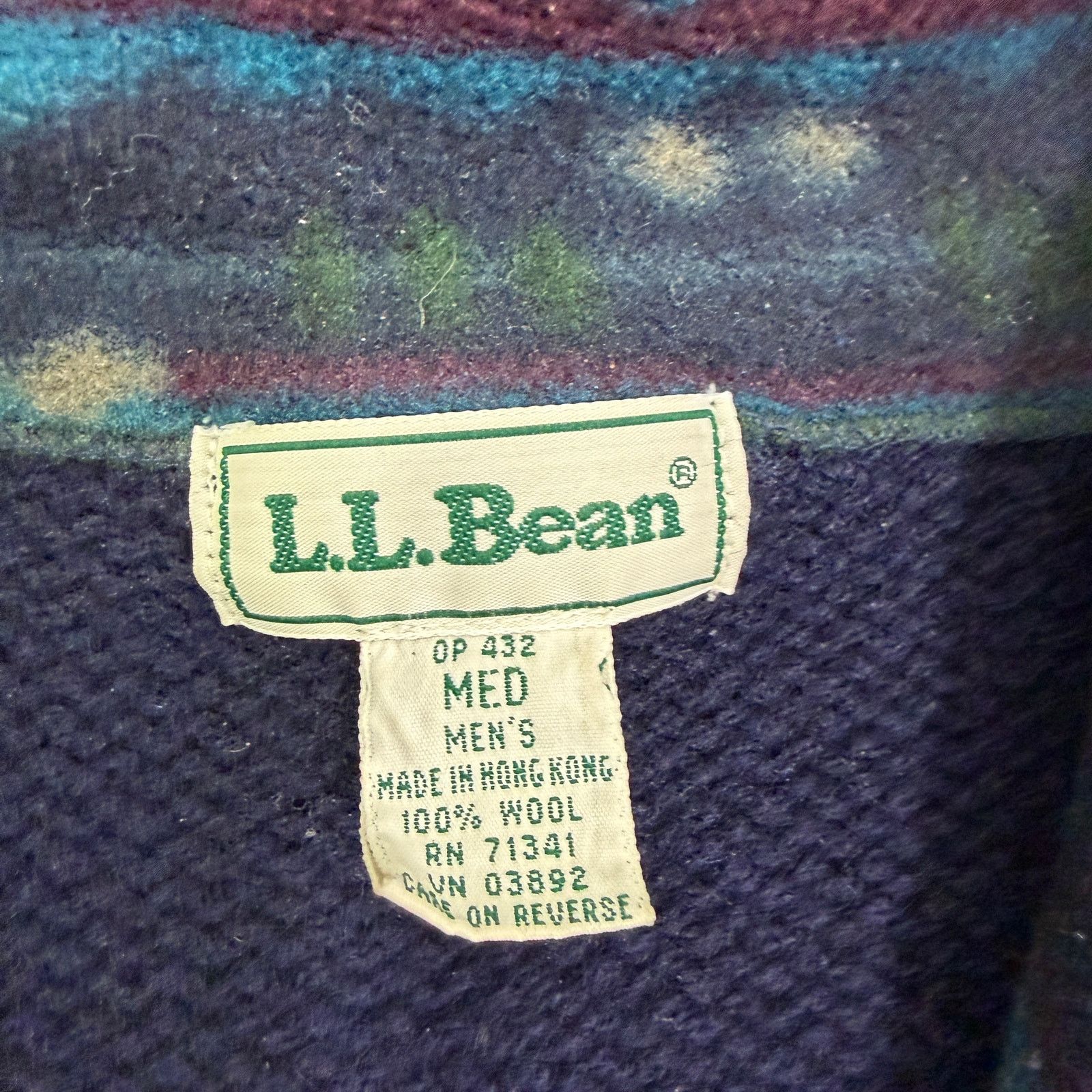 L.L. Bean Vintage LL Bean 100% Wool 1/4 Zip Sweater Men's Medium Blue Size US M / EU 48-50 / 2 - 6 Thumbnail