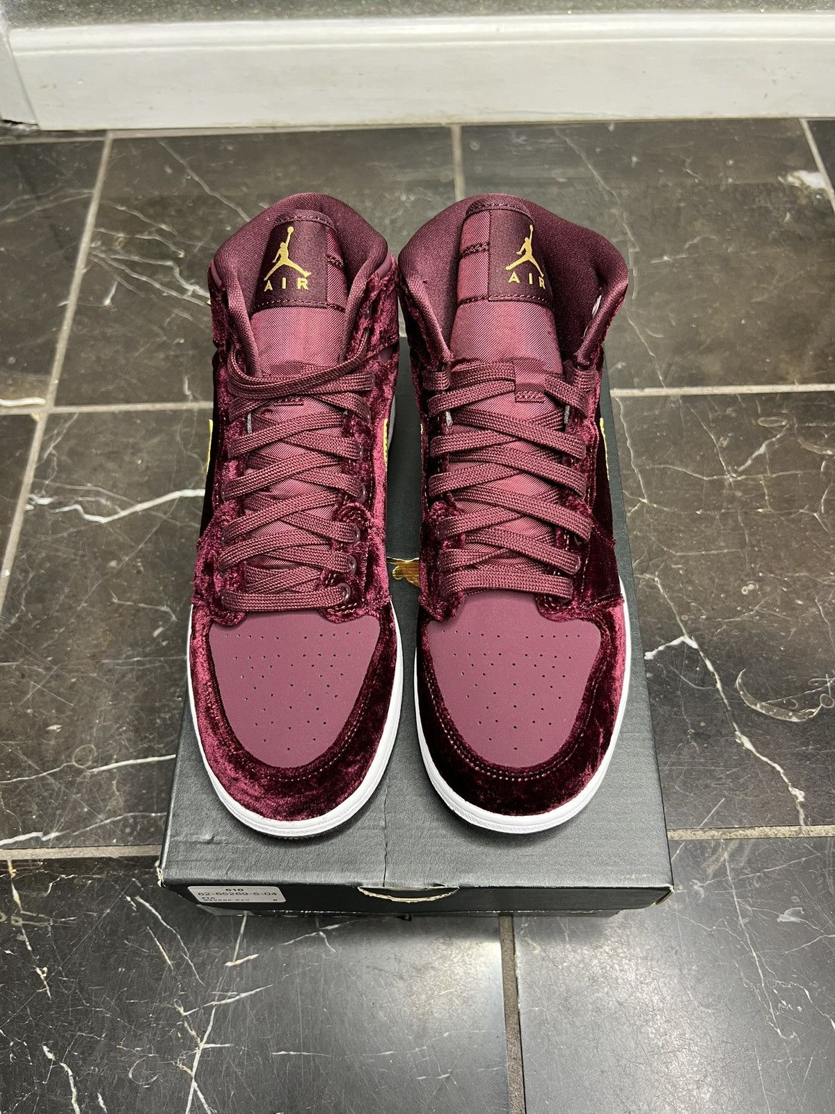 Jordan Brand Jordan Heiress Night Maroon 1s (2016) DS GS 7Y! Size US 7 / EU 40 - 5 Thumbnail
