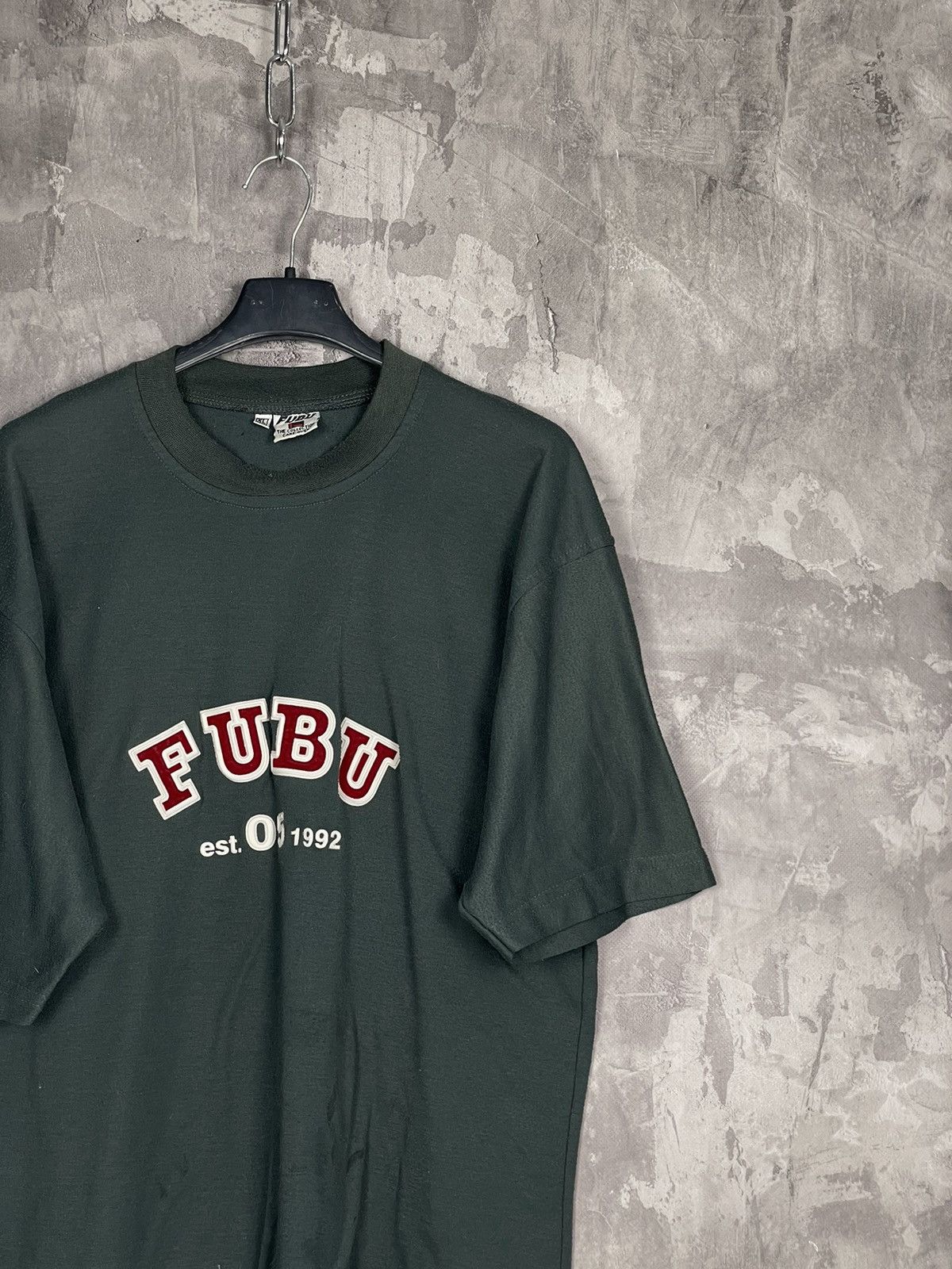 Fubu × Vintage ‼️ Vintage 90s Fubu Distressed Big Logo Tee Skate T Shirt Size US XL / EU 56 / 4 - 4 Thumbnail
