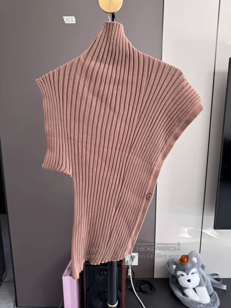 Issey Miyake Issey Miyake Smiling Mouth Top Size M / US 6-8 / IT 42-44 - 1 Thumbnail