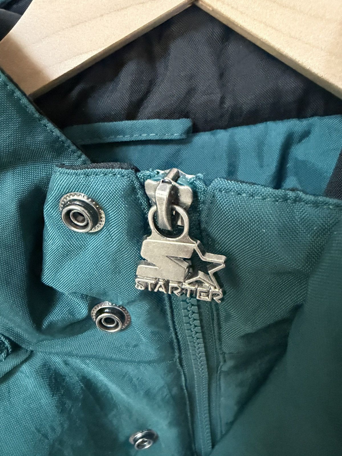 Starter Philadelphia Eagles Starter Anorak Jacket pull over NFL Size US L / EU 52-54 / 3 - 3 Thumbnail