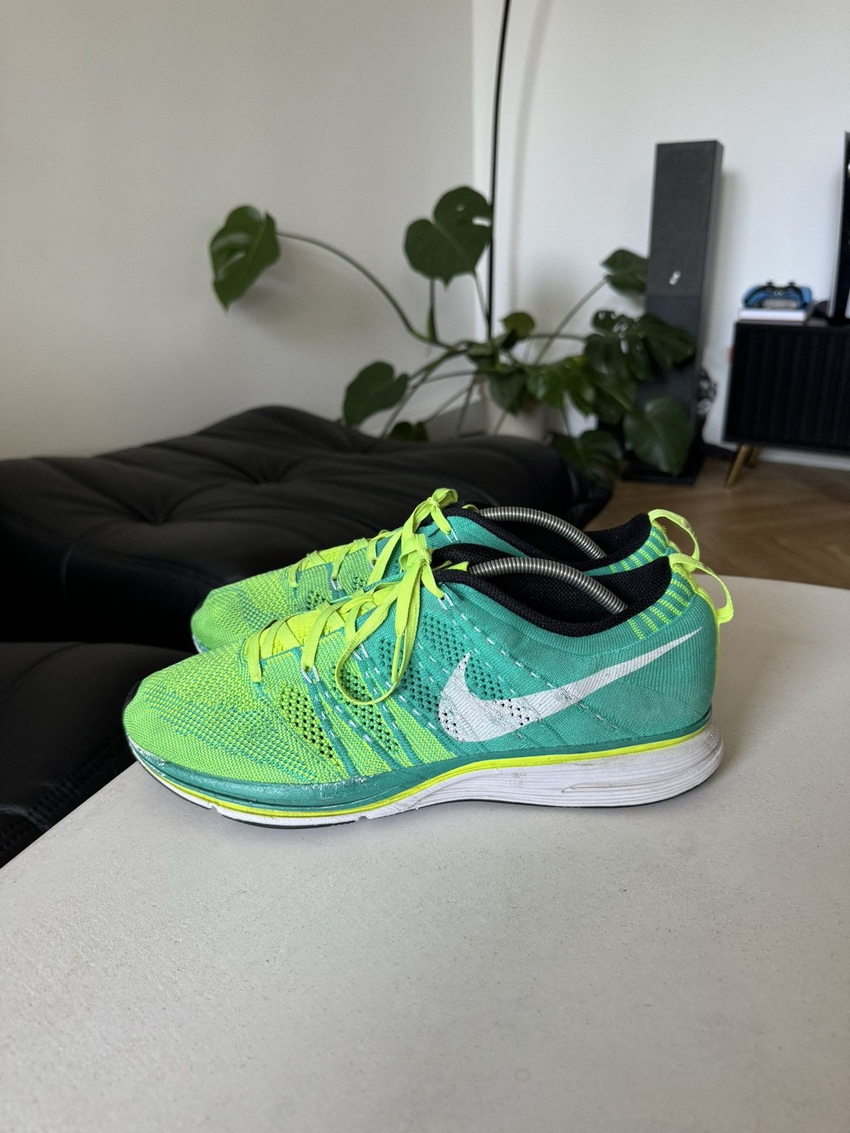 Nike Nike Flyknit Trainer Volt Kanye West YeKnit Og 2012 9.5US Size US 9.5 / EU 42-43 - 4 Thumbnail