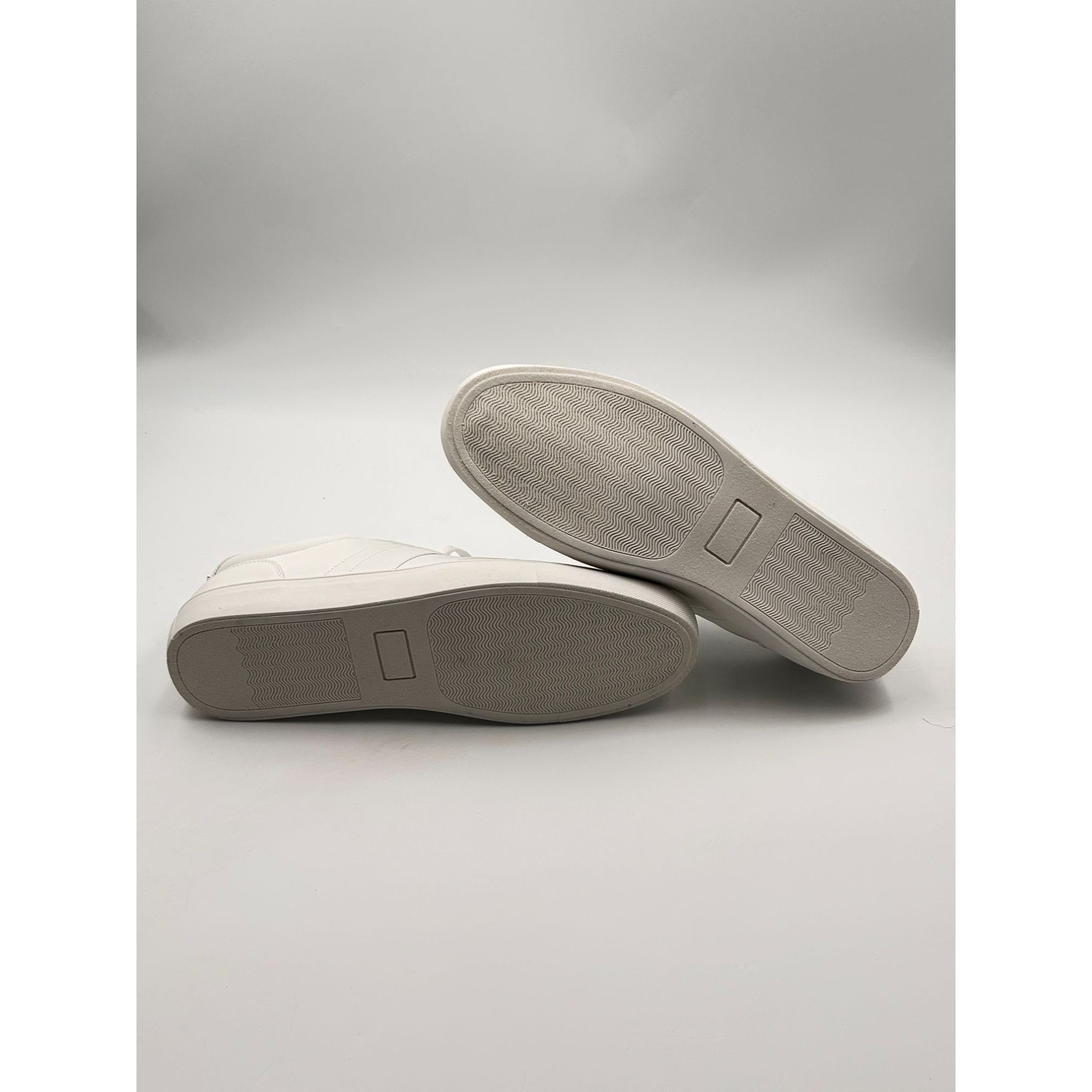 Perry Ellis Perry Ellis Portfolio White Low Top Sneakers Men US 12 Casua Size US 12 / EU 45 - 5 Thumbnail