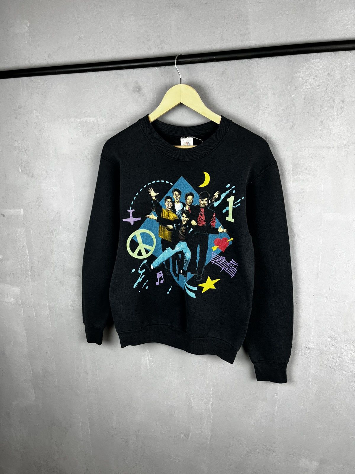 Band Tees Vintage New Kids on the Block Crewneck Sweatshirt Size US M / EU 48-50 / 2 - 1 Thumbnail