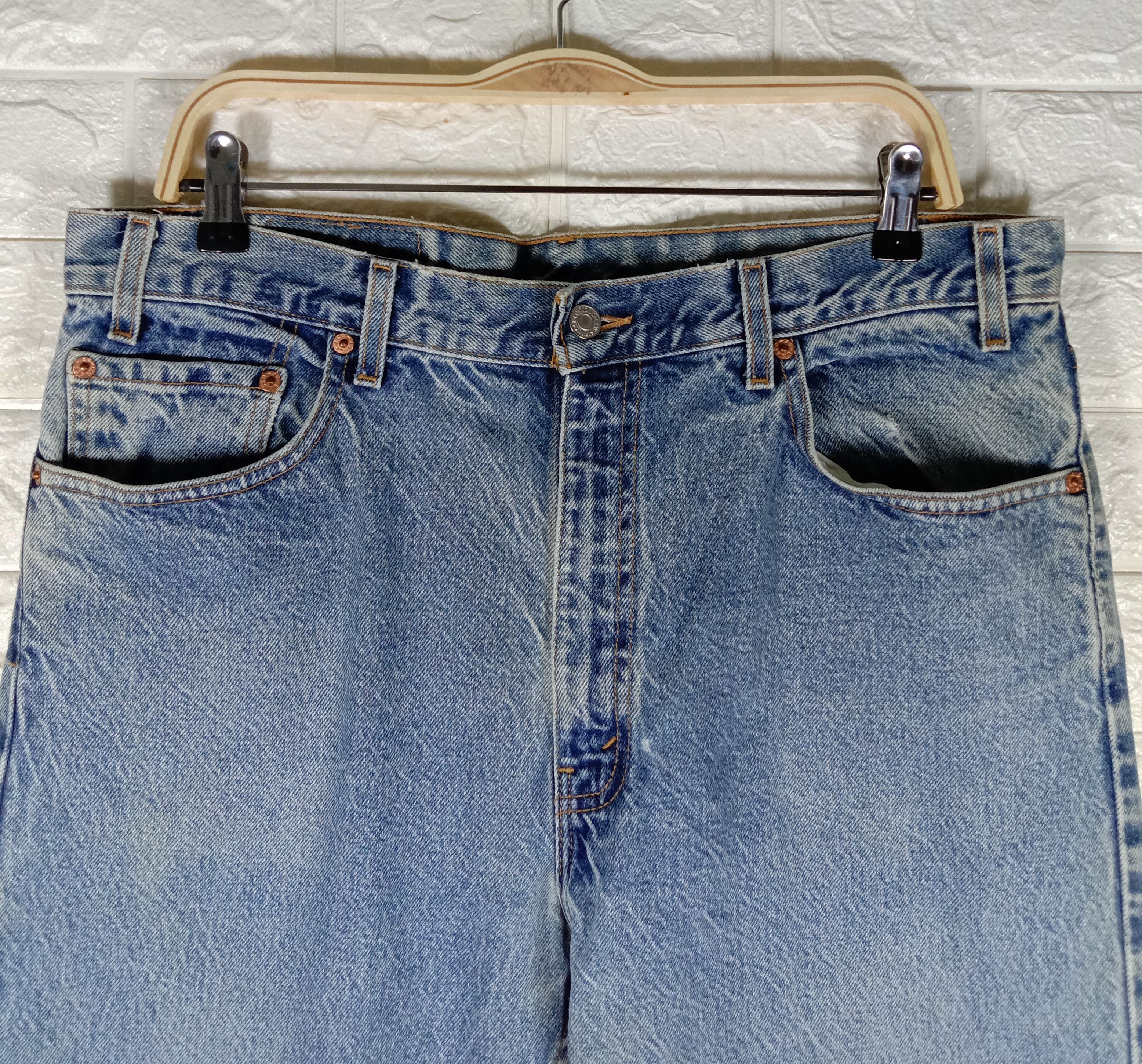 Levi's Vintage Levi’s 505 Jeans Blue Wash Regular Fit Denim Size US 36 / EU 52 - 2 Thumbnail