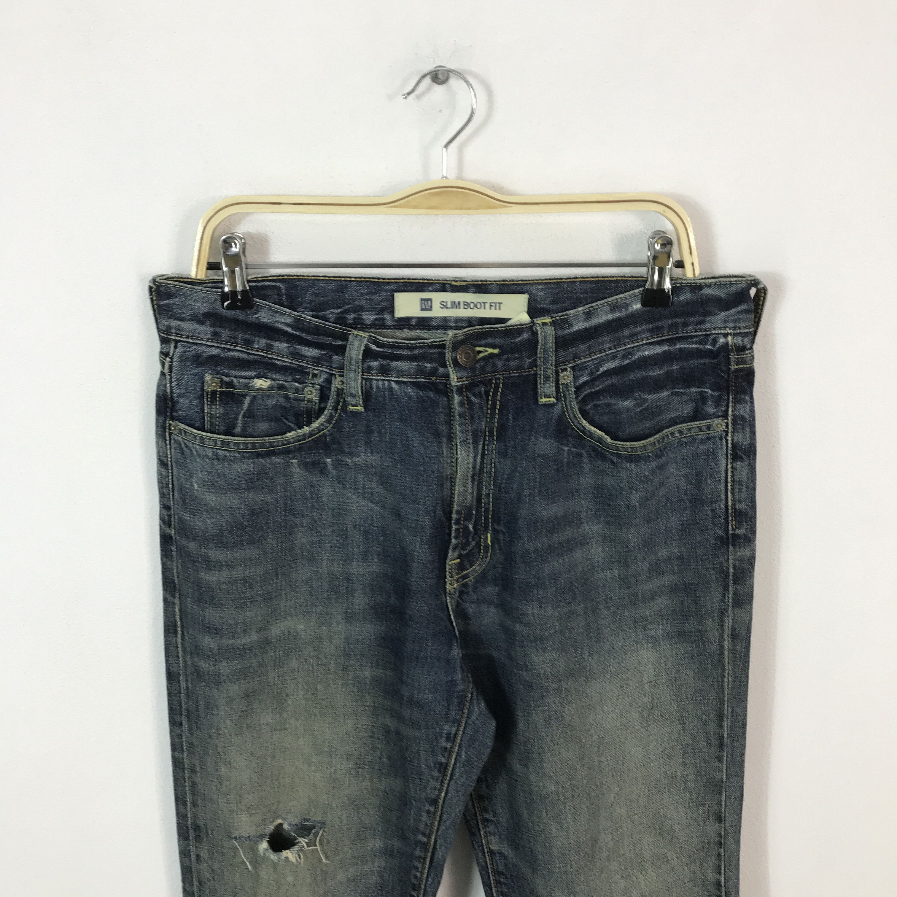 Gap Baggy gap distressed boot fit denim pants Size US 30 / EU 46 - 2 Thumbnail