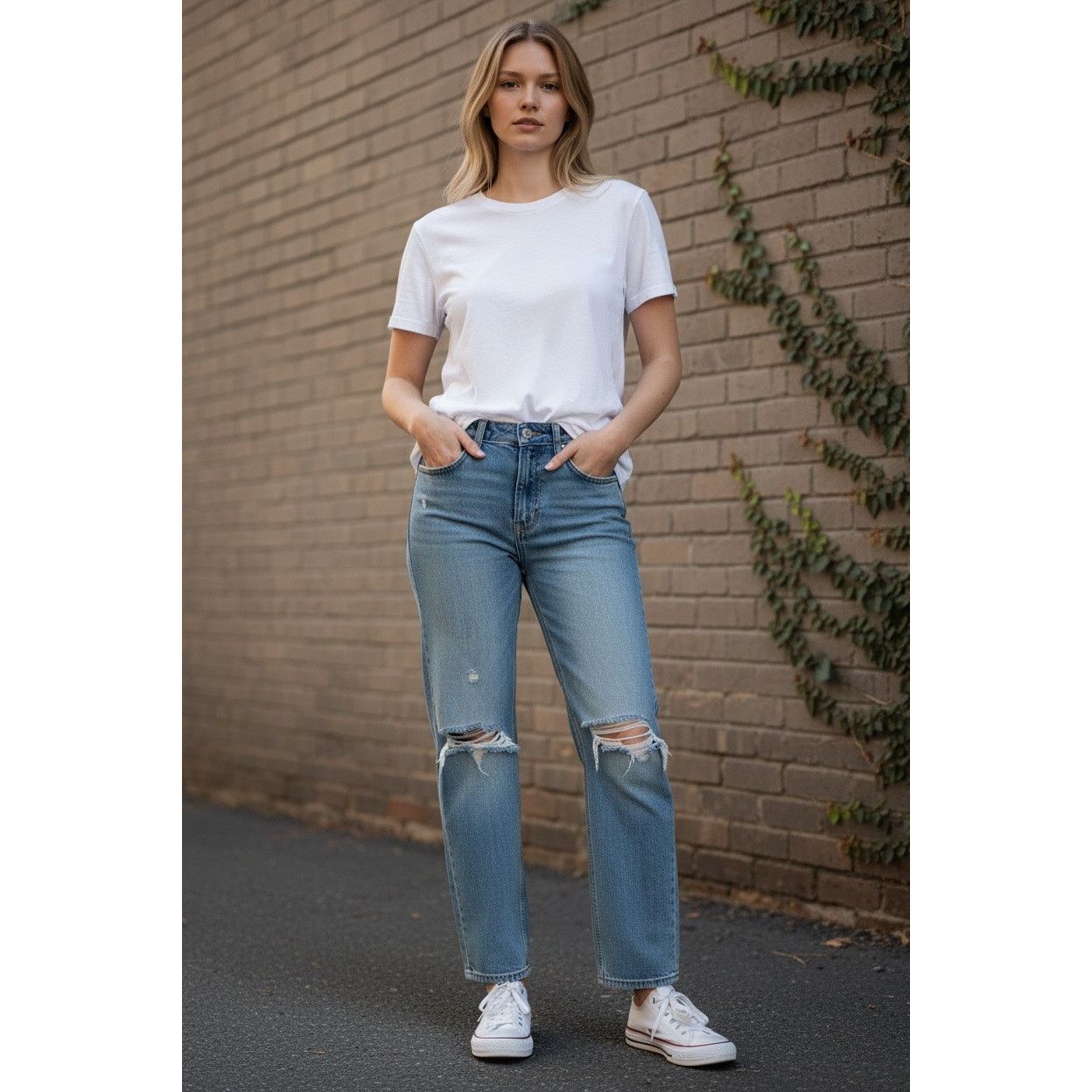 The Unbranded Brand Mid Rise Straight Retro De Tiro Medio Sz 4 Light Blue Size 27" / US 4 / IT 40 - 2 Thumbnail