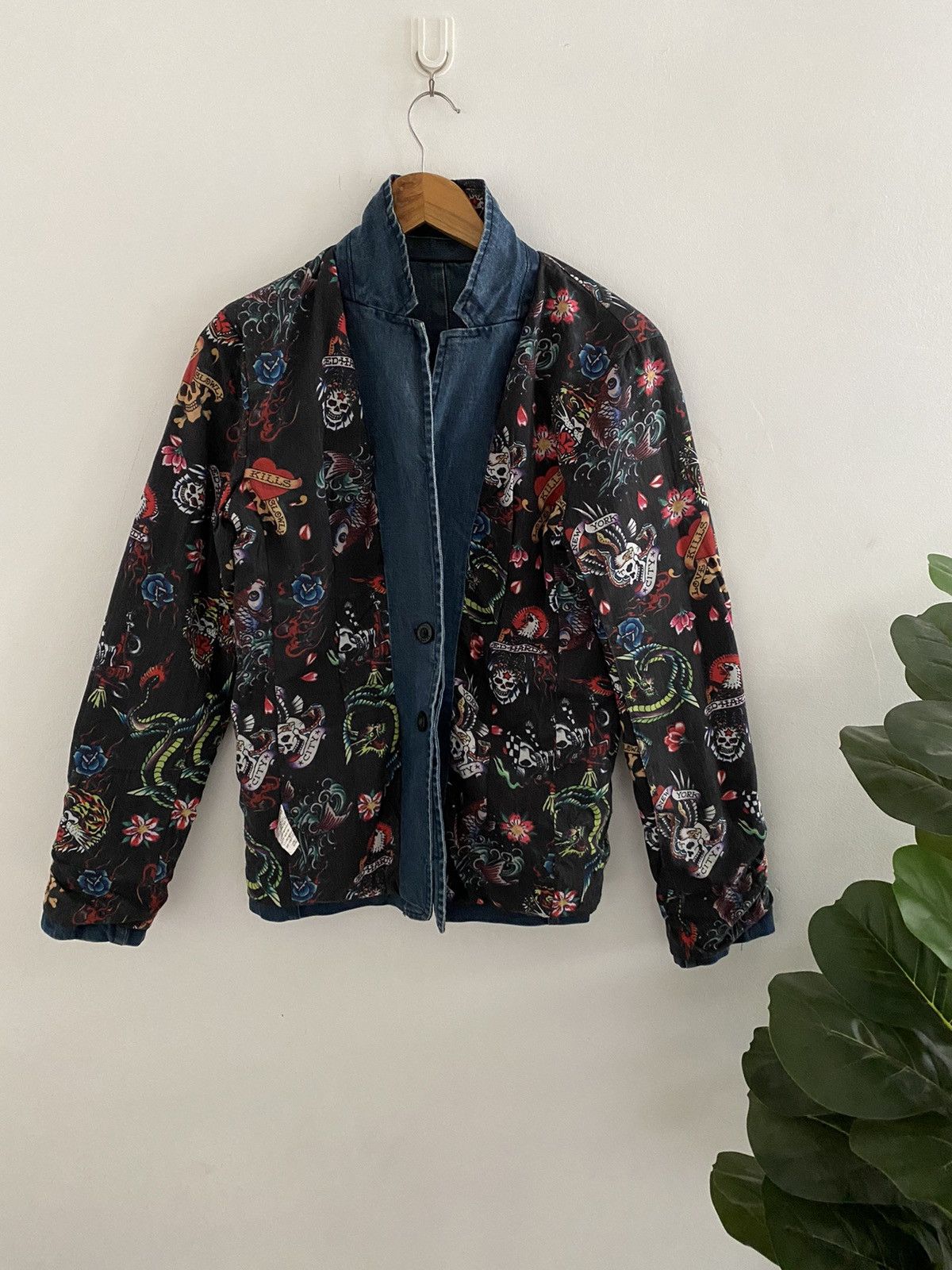 Christian Audigier Ed hardy Christian Audigier Fullprint Vintage Jacket Rare Size US S / EU 44-46 / 1 - 3 Thumbnail