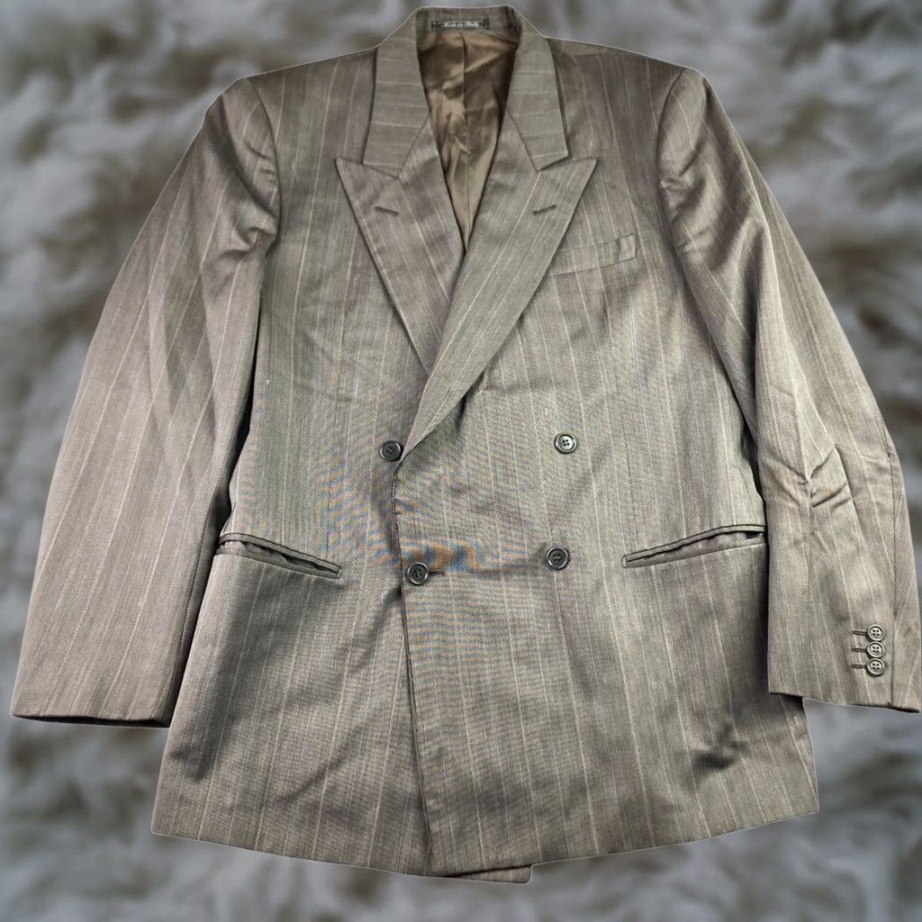 Lubiam VTG Lubiam Men's Double-Breasted Blazer/Jacket Herringbone Stripe Italy 40R Gray Silk Wool Blazer Coat Mens Modern Vintage Design Published: 40R Size 40R - 1 Thumbnail