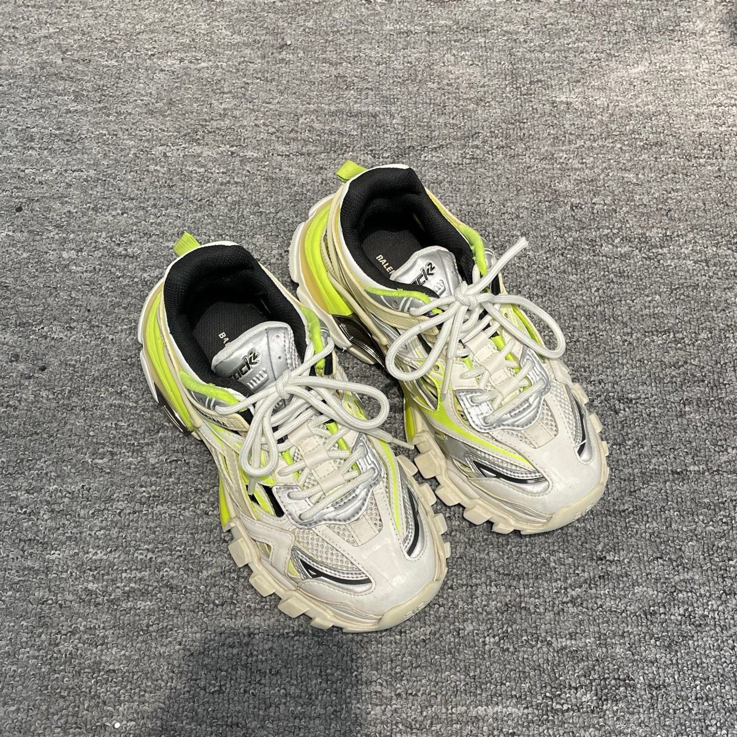 Balenciaga Balenciaga Track 2.0 Sneakers Size US 4 / IT 34 - 1 Thumbnail