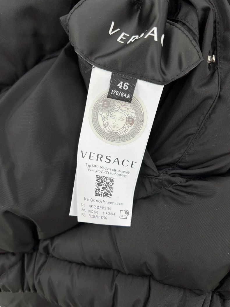 Versace Versace Wearing a hooded cotton suit on both sides Size US L / EU 52-54 / 3 - 7 Thumbnail