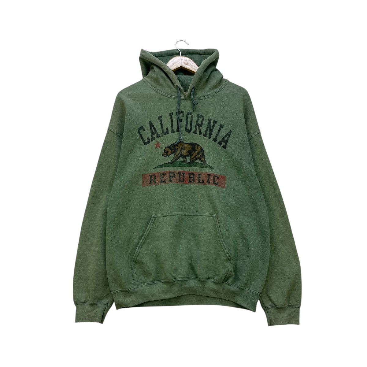 💥Gildan unisex California Republic bear graphic hoodie