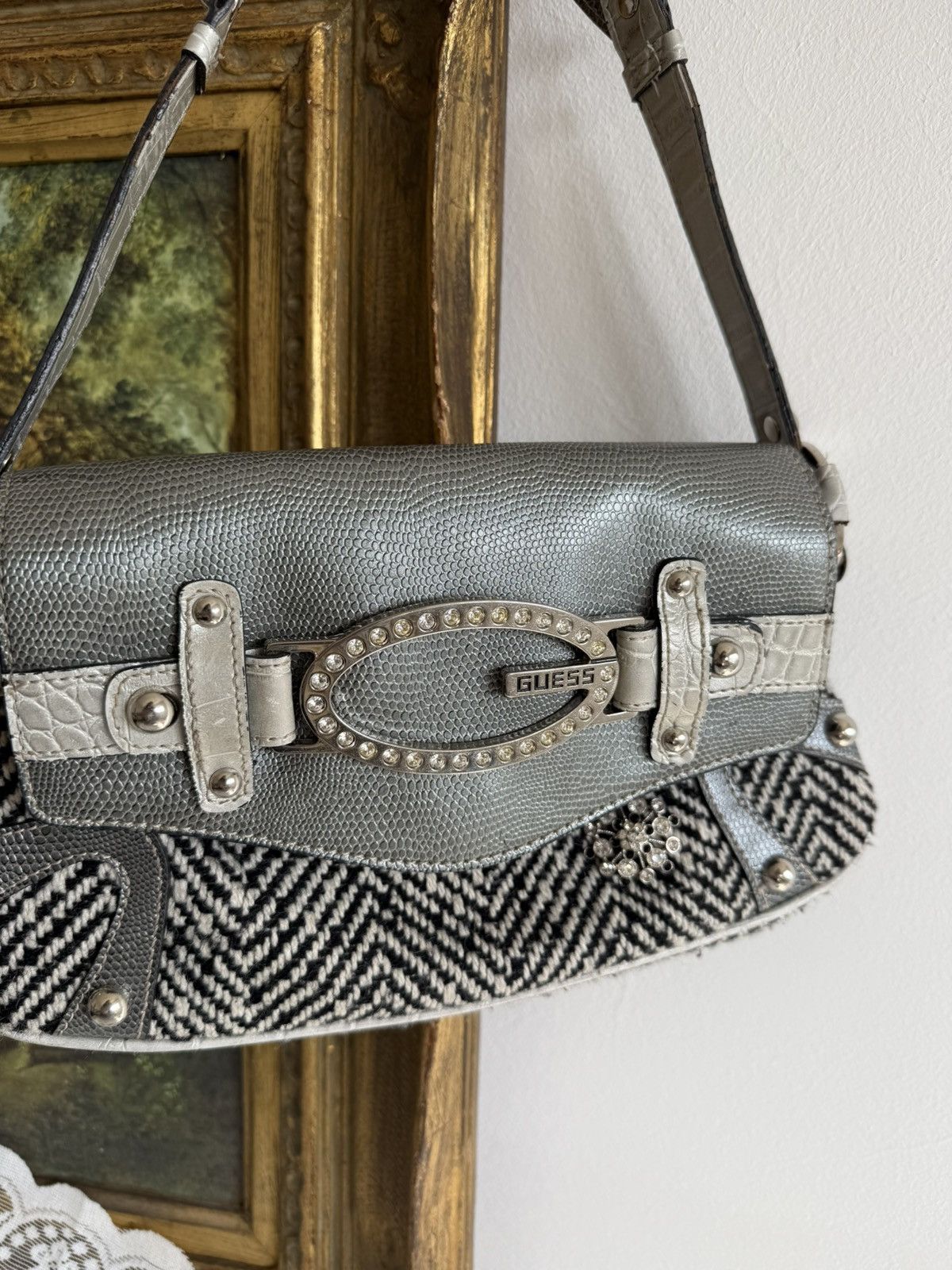 Guess Vintage Y2K guess shoulder bag Size ONE SIZE - 2 Thumbnail