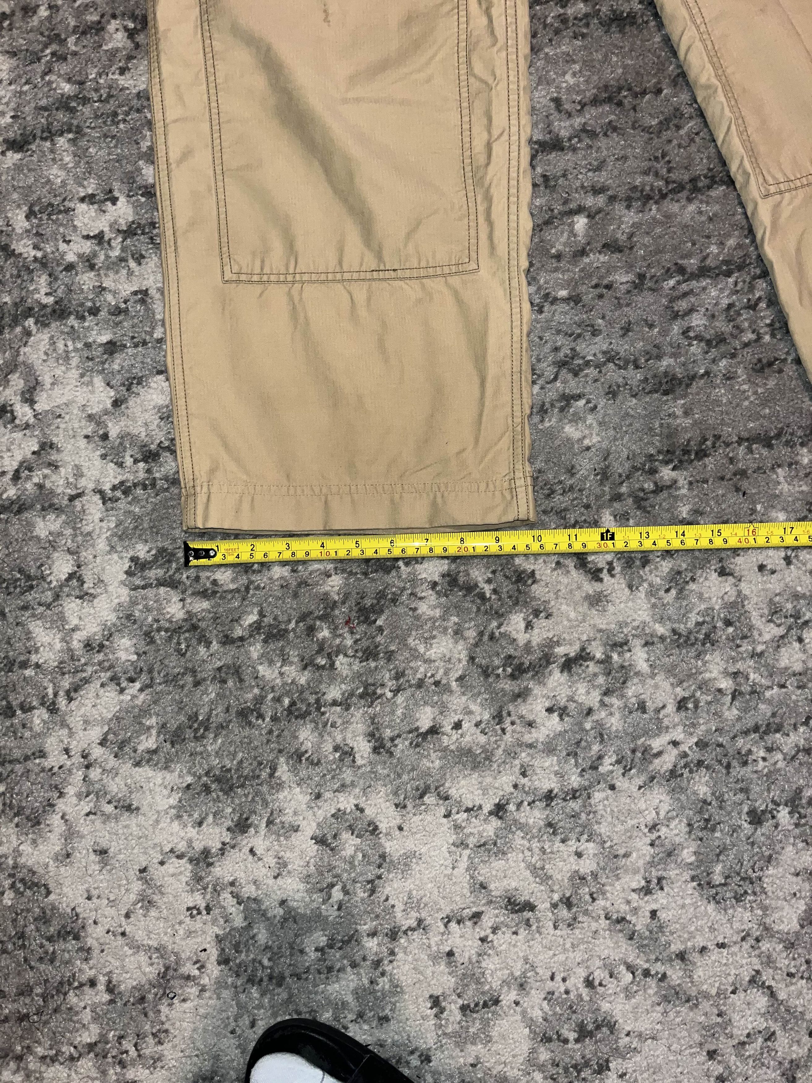 American Eagle Outfitters Y2K American Eagly Baggy Tan Cargo Pants Size US 33 - 6 Thumbnail