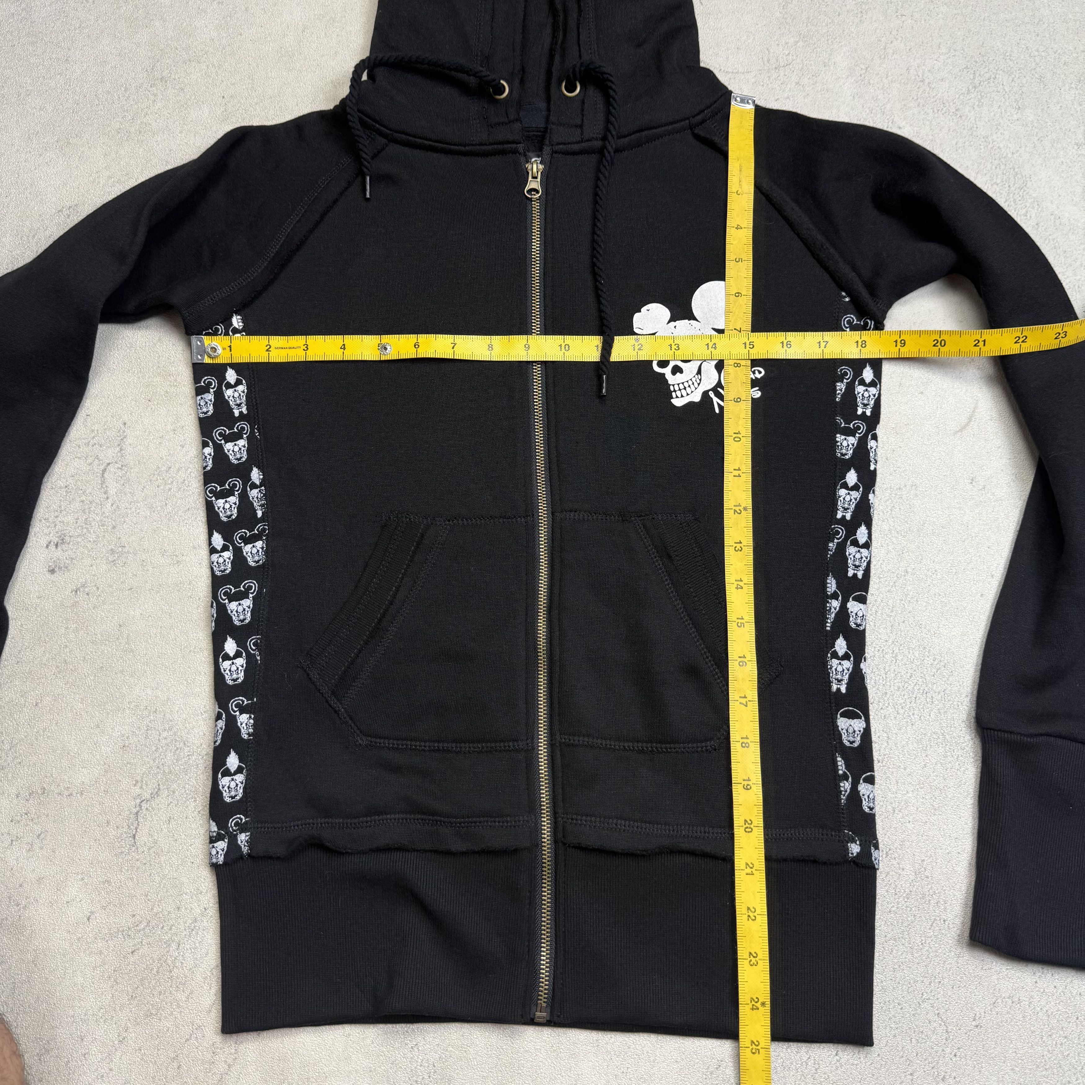 Japanese Brand Glad News Skulls Zip Up Hoodie Size US S / EU 44-46 / 1 - 9 Thumbnail