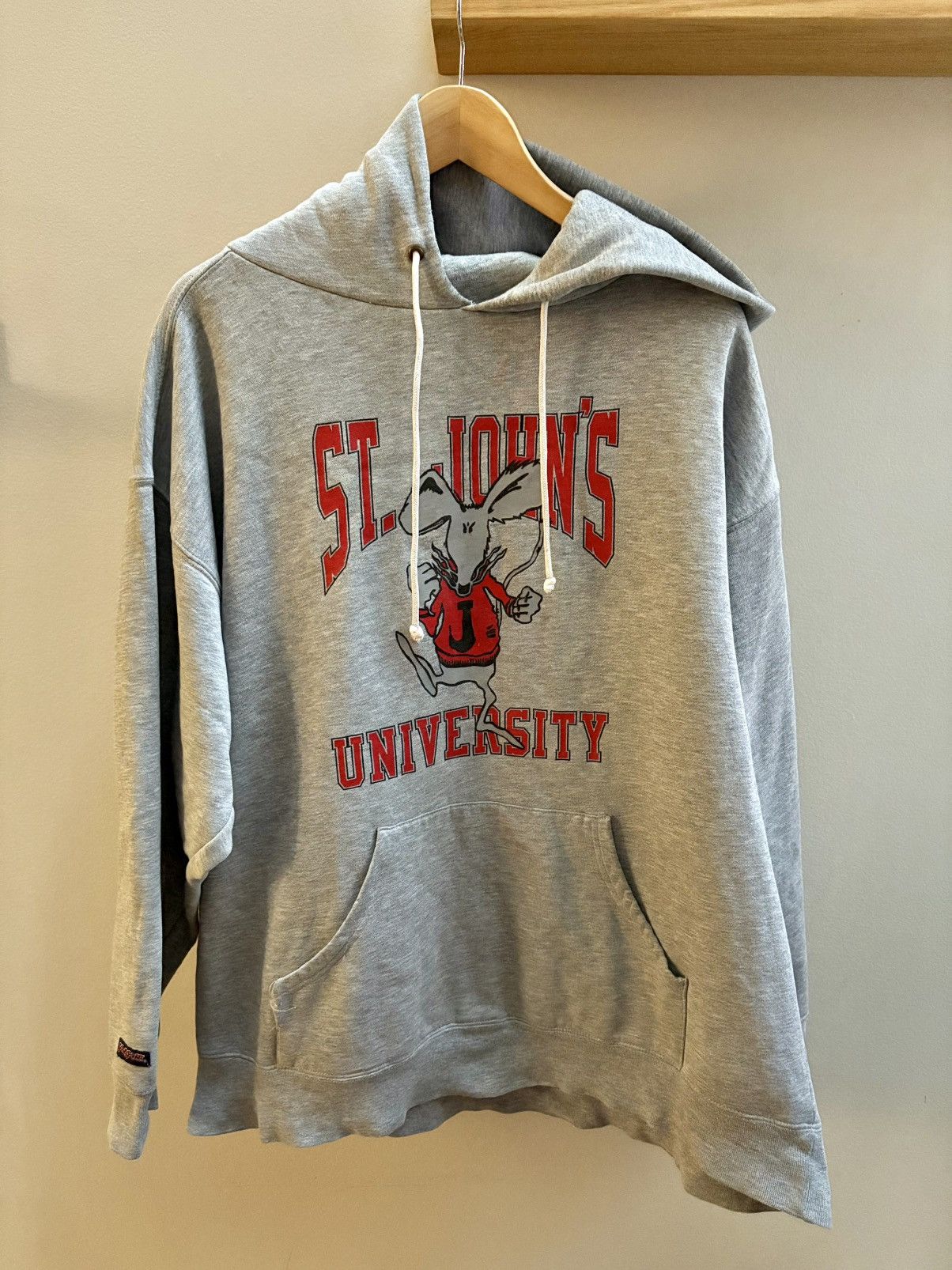 Jansport St. John’s University VTG Y2K grey mouse mascot hoodie XL Size US XL / EU 56 / 4 - 1 Thumbnail