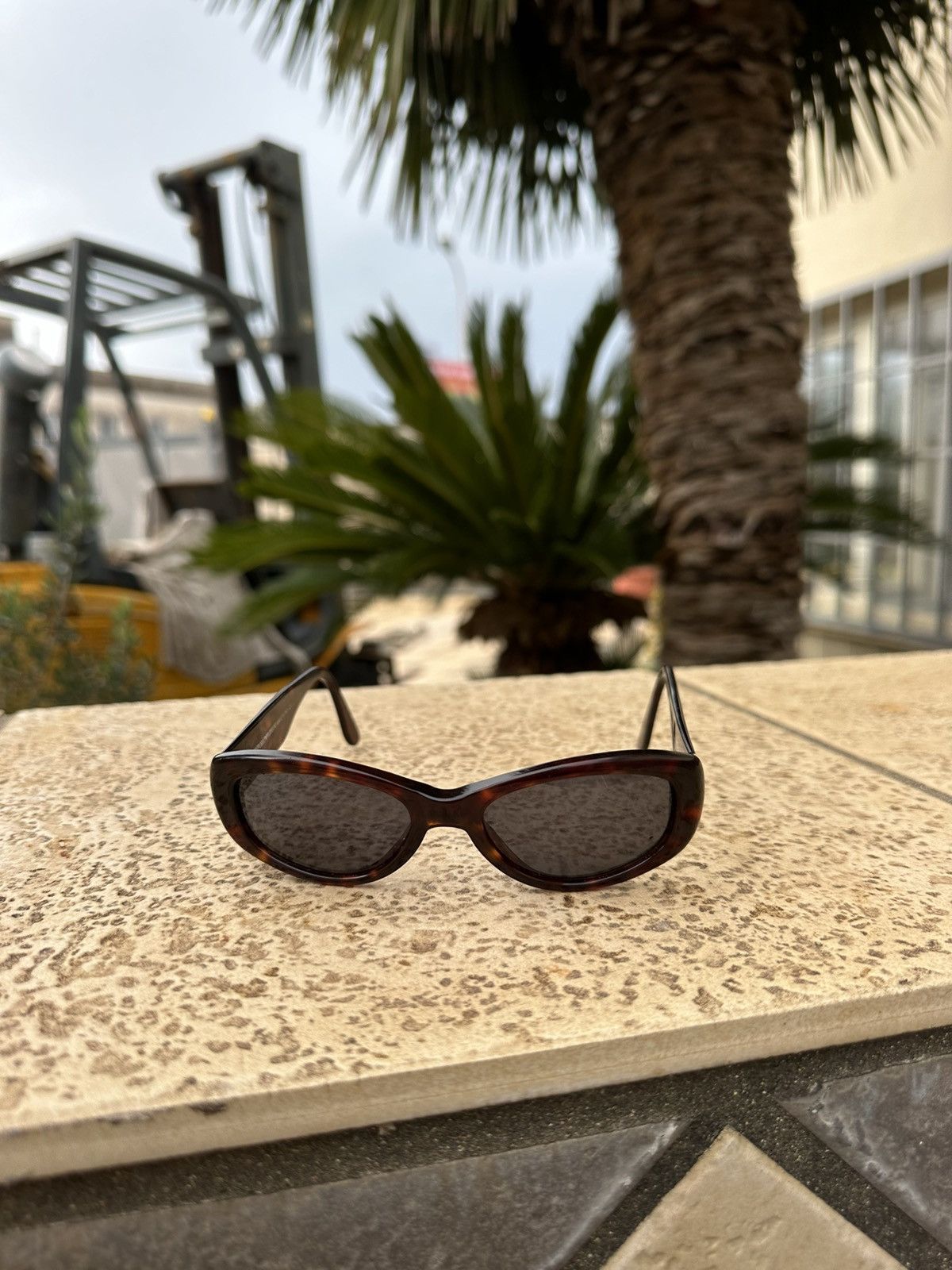 Emporio Armani Emperio Armani Sunglasses Vintage Red 578s Size ONE SIZE - 2 Thumbnail
