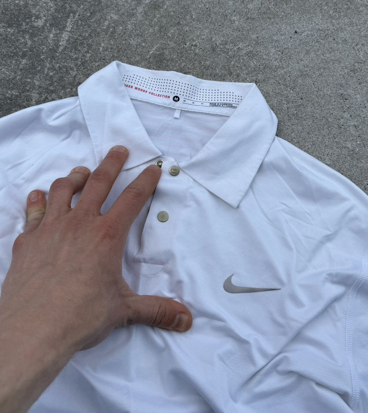 Other Vintage Nike Y2K avantgarde streetwear polo shirt Size US M / EU 48-50 / 2 - 10 Thumbnail