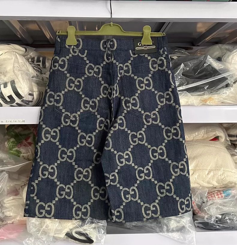 Gucci Gucci Men's dannin shorts 2503-Nextarrow Size US 34 / EU 50 - 2 Thumbnail