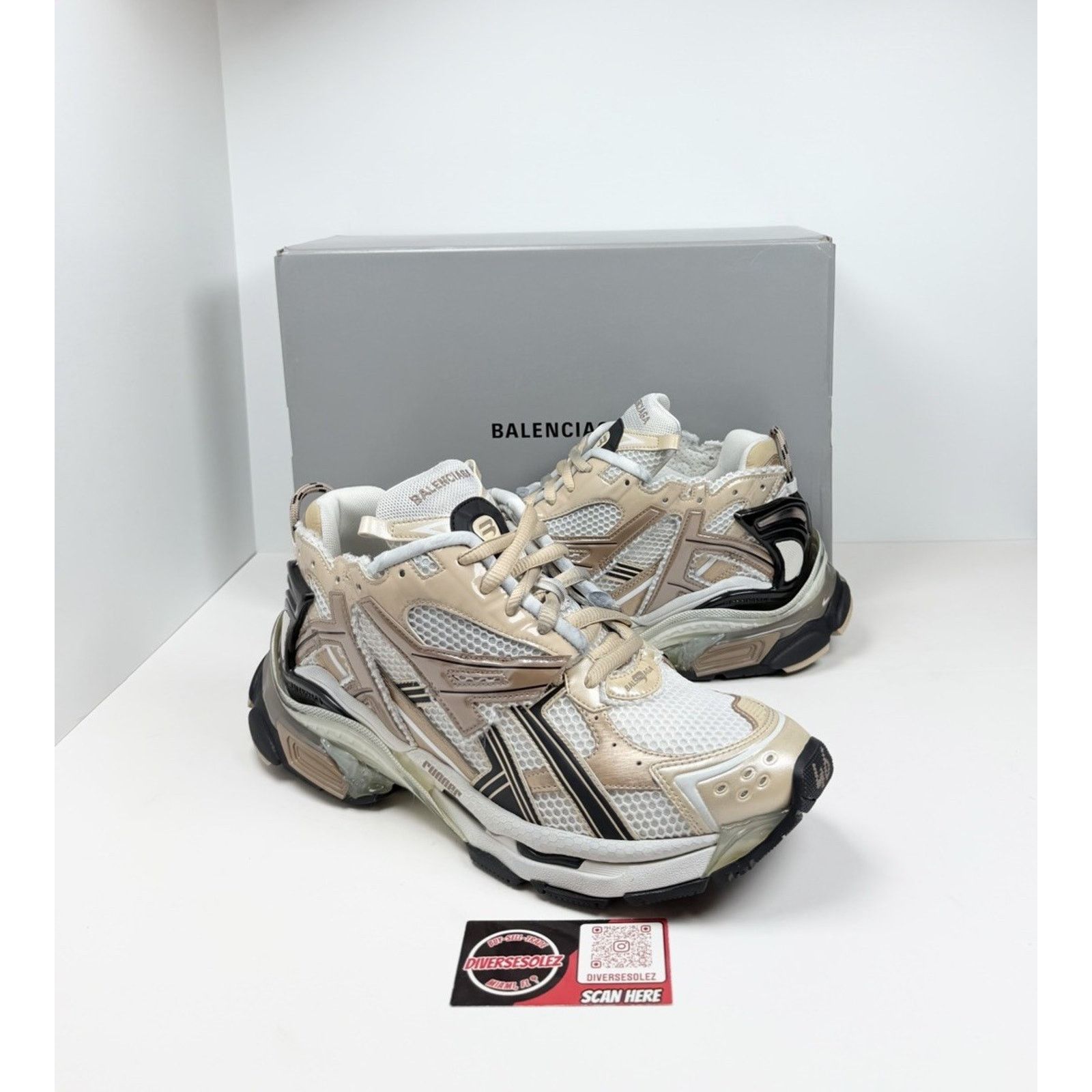 Balenciaga Size 46EU/13US - Balenciaga Runner Beige NEW Size US 13 / EU 46 - 1 Thumbnail