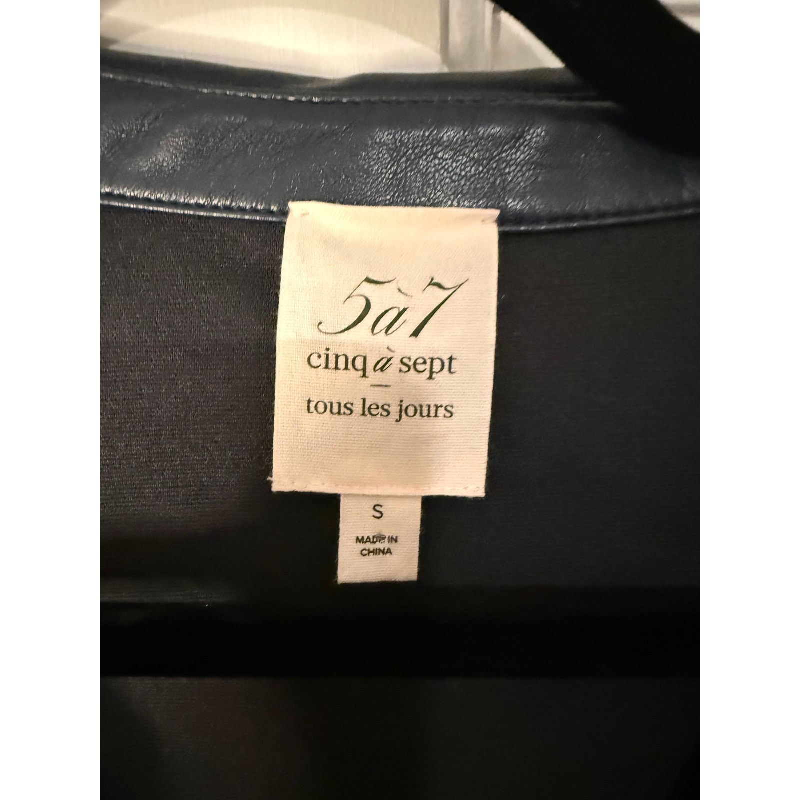 Cinq a Sept Cinq A Sept Mckenna Twisted Faux Leather Top Navy Small Size S / US 4 / IT 40 - 3 Thumbnail