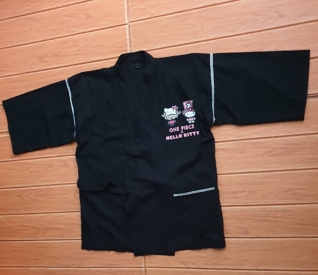 One Piece 💥Hello kitty x One piece Japanese brand kimono Size US M / EU 48-50 / 2 - 7 Thumbnail