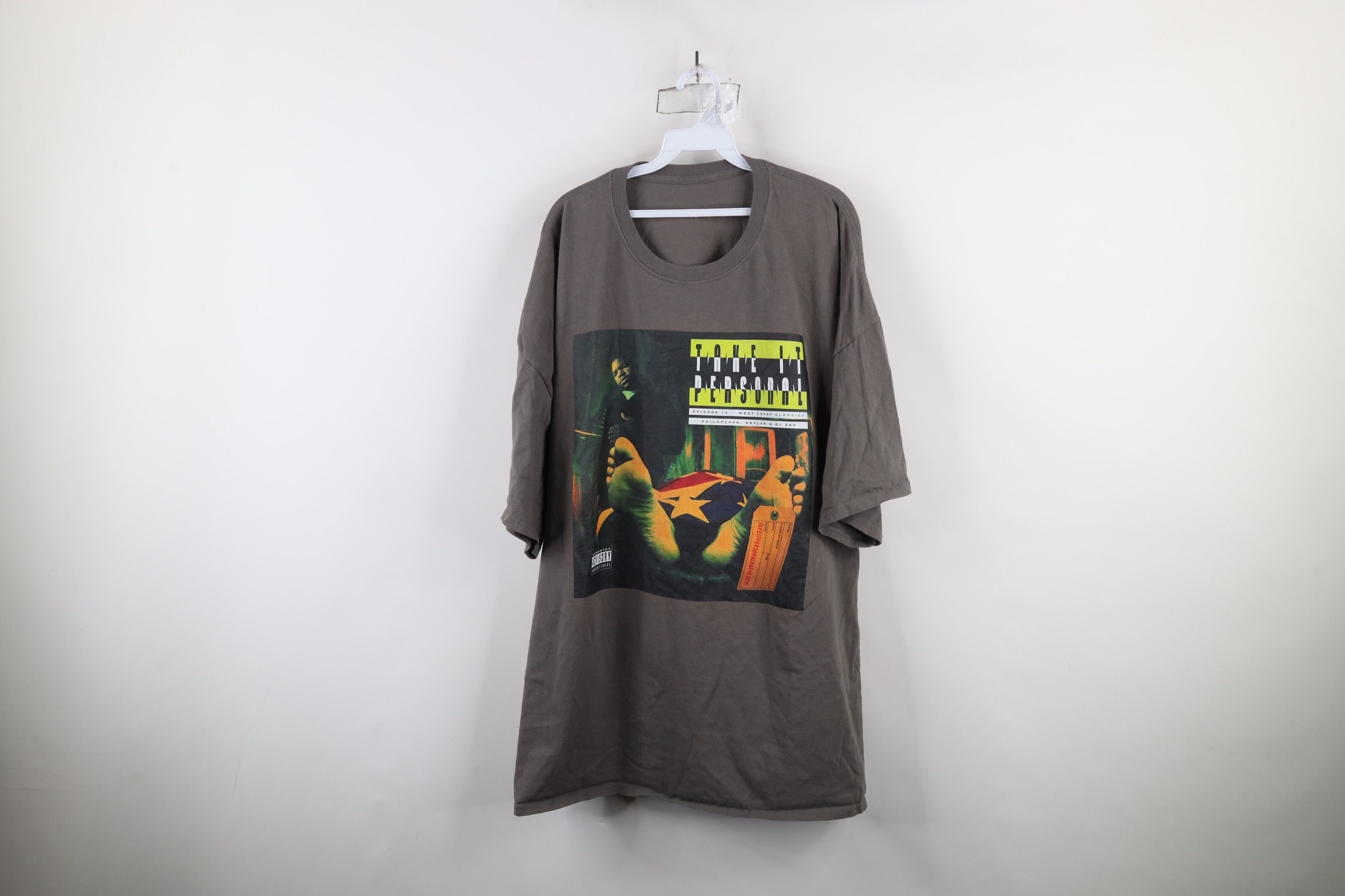 Vintage Y2K Streetwear Take It Personal Podcast Philaflava DJ Shirt Size US XXL / EU 58 / 5 - 1 Thumbnail