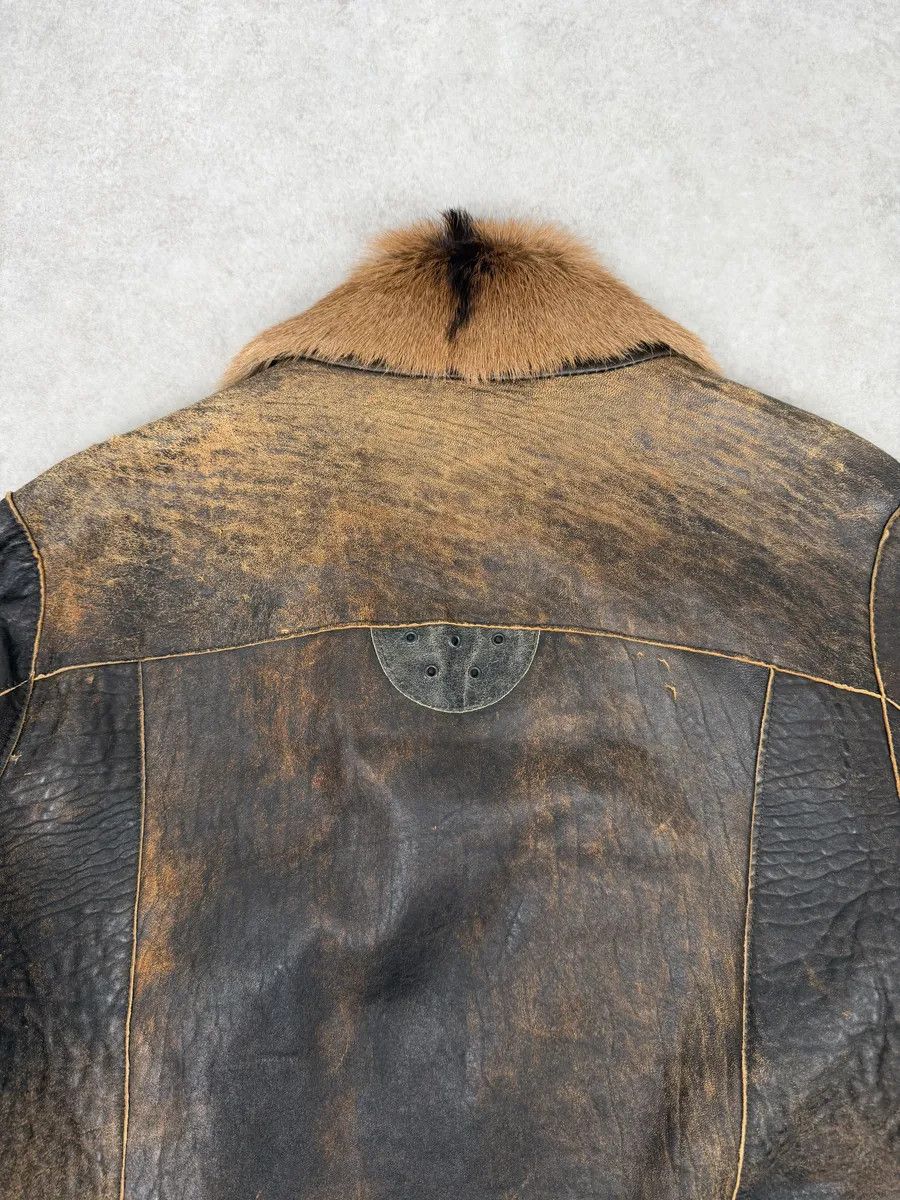 Just Cavalli AW2005 Cavalli Brown Eroded Leather Fur-Collar Jacket Size US L / EU 52-54 / 3 - 6 Thumbnail