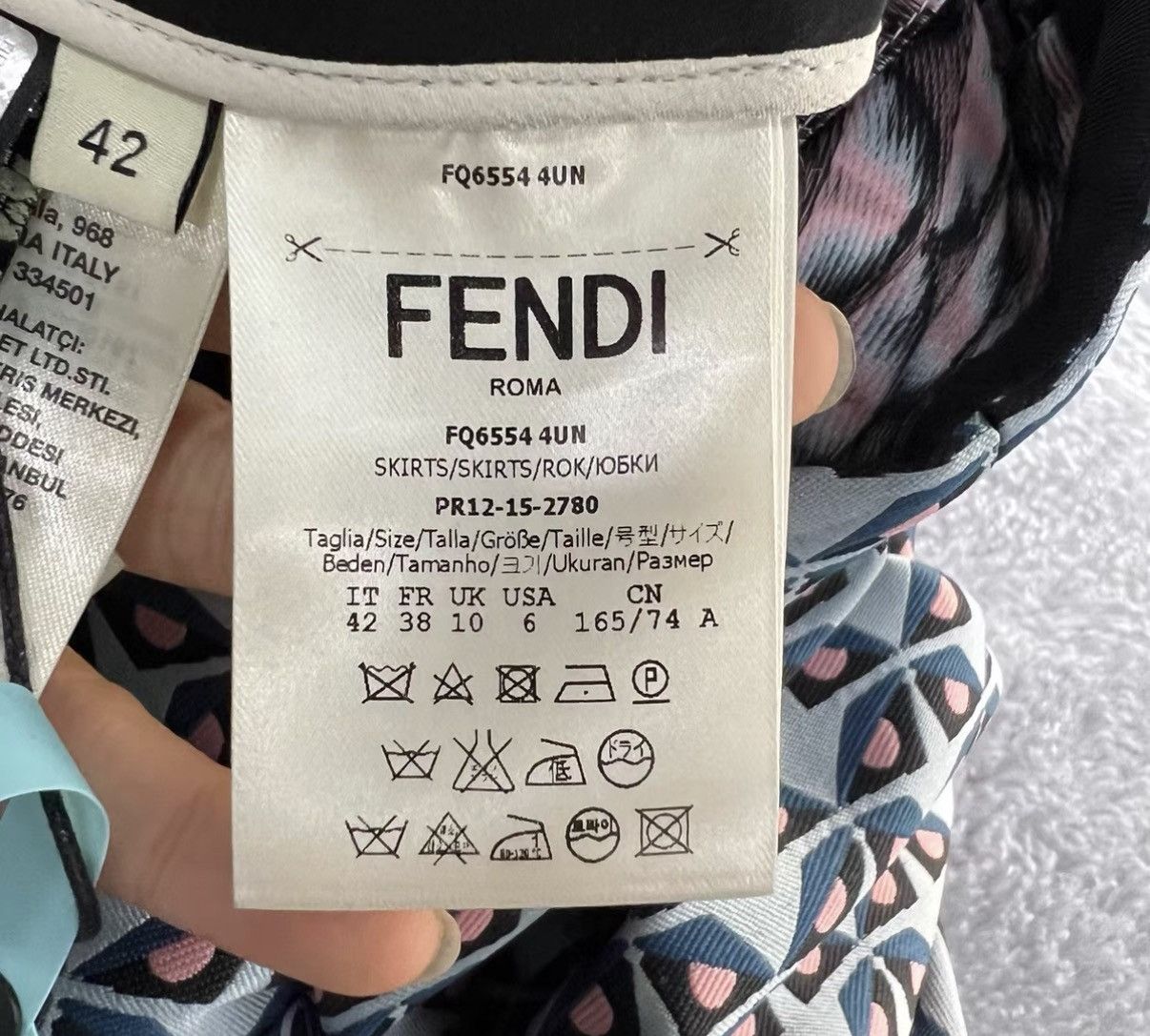 Fendi FENDI Monster All-over Printed Mini Skirt J41 Size 28" / US 6 / IT 42 - 4 Thumbnail