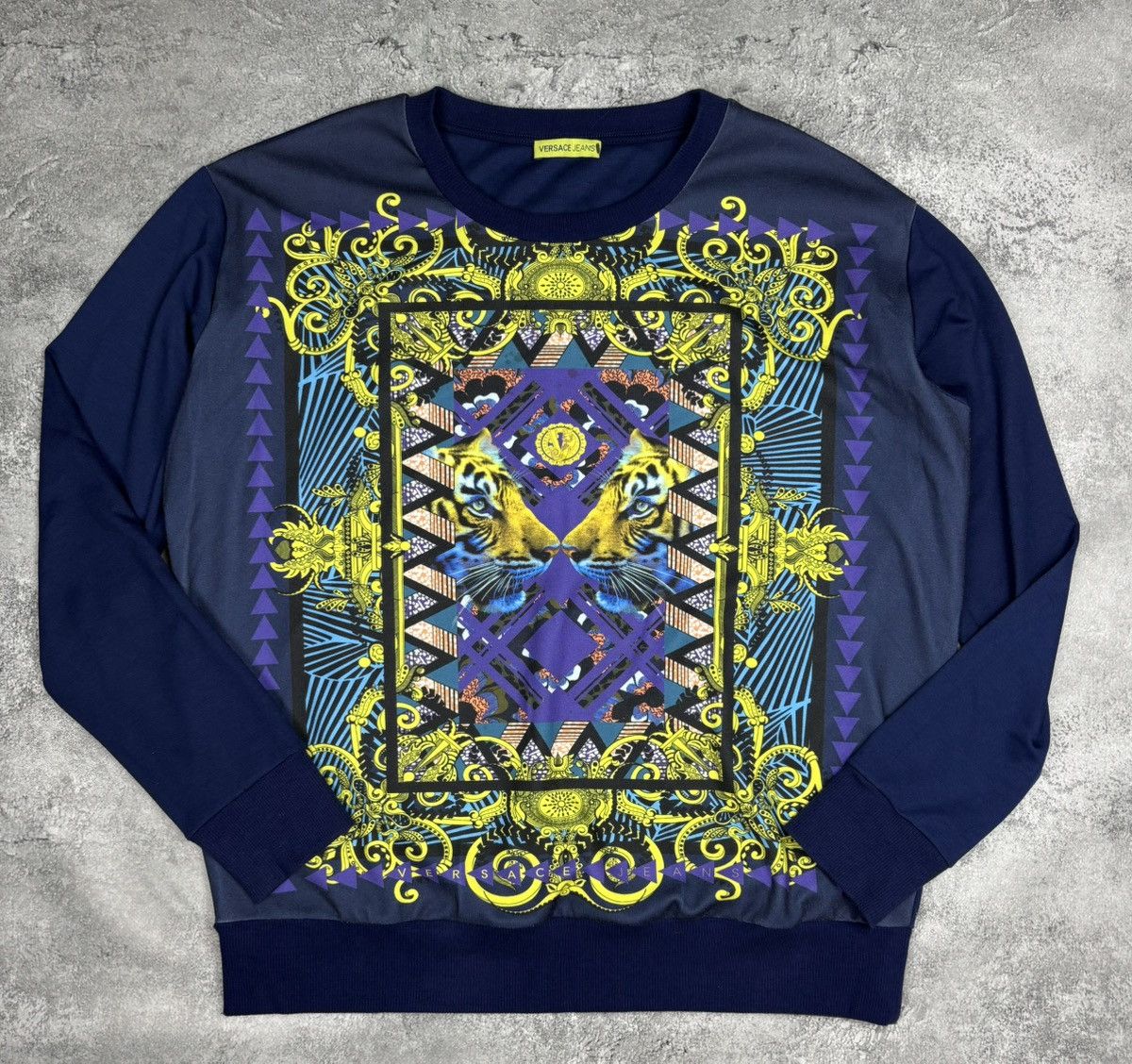 Designer Authentic Gianni Versace Mens Long Sleeve Sweatshirt size M Size US M / EU 48-50 / 2 - 1 Thumbnail