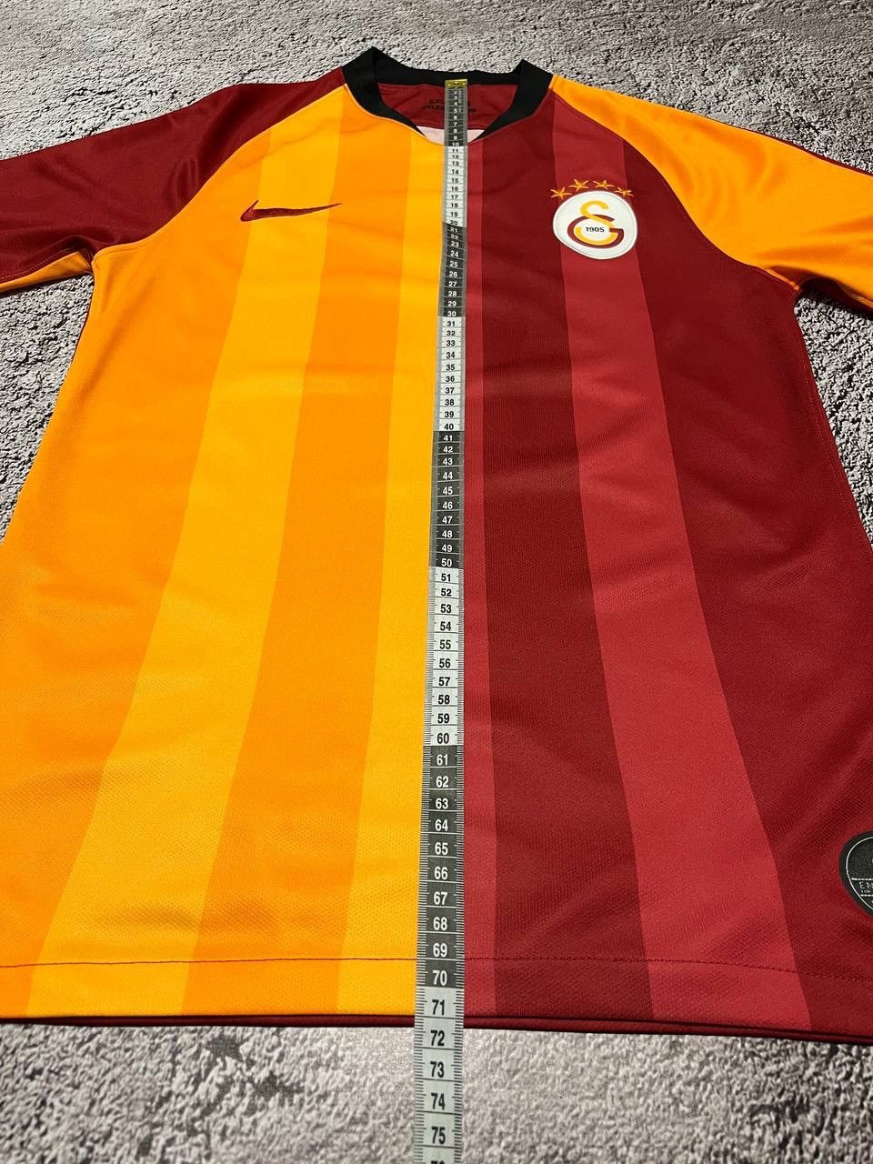 Other Galatasaray Football Shirt 2019/20 Home Size S Size US S / EU 44-46 / 1 - 9 Thumbnail