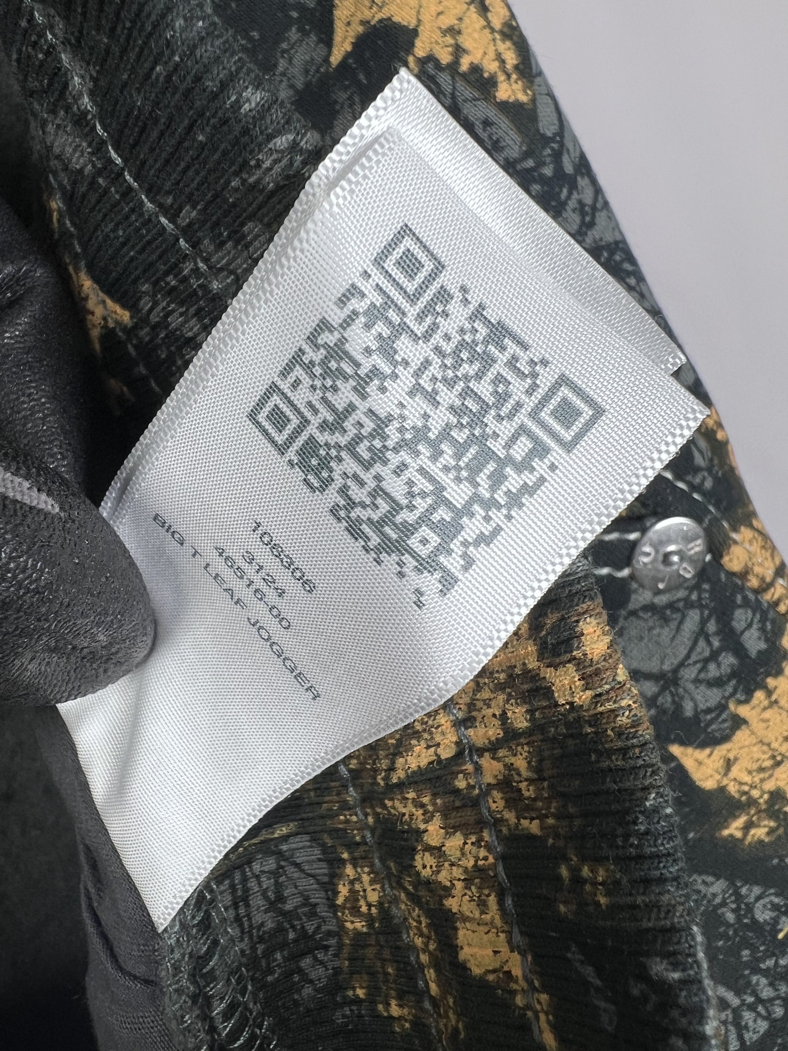 True Religion BRAND NEW BIG T LEAF CAMO LOGO JOGGER SIZE L Size US 34 / EU 50 - 11 Thumbnail