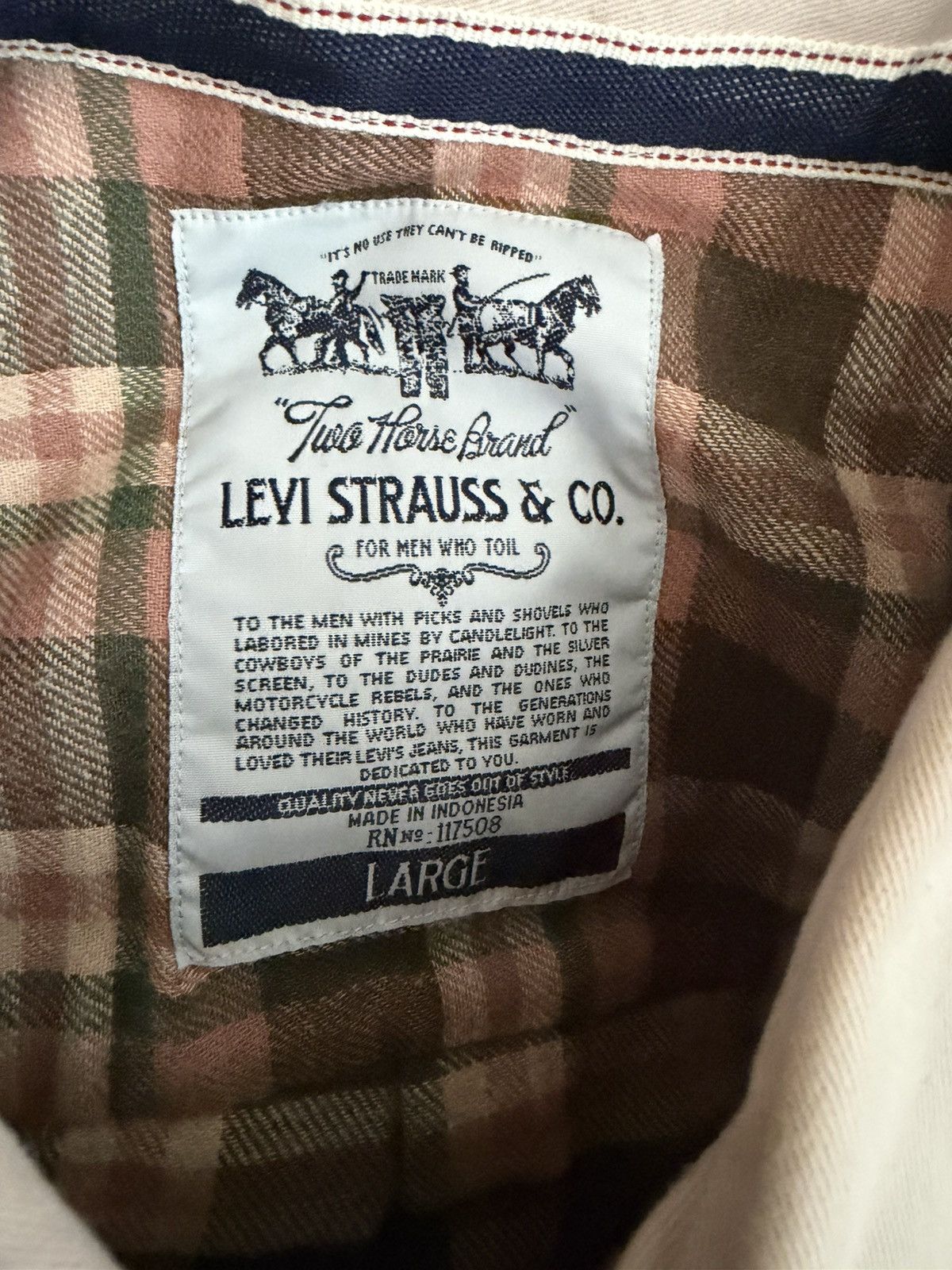 Vintage Vintage Levis Shirt Beige Khaki Twill Flannel Shacket Sz L Size US L / EU 52-54 / 3 - 10 Thumbnail