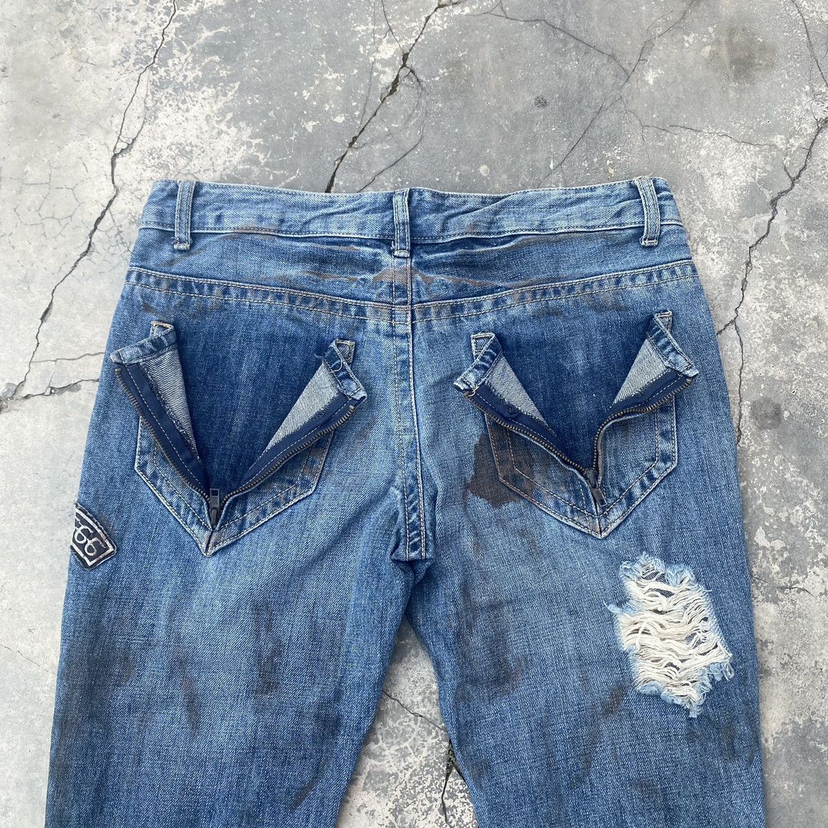 Japanese Brand ☠️GLAD NEWS☠️ Distressed Flare Size US 34 / EU 50 - 7 Thumbnail