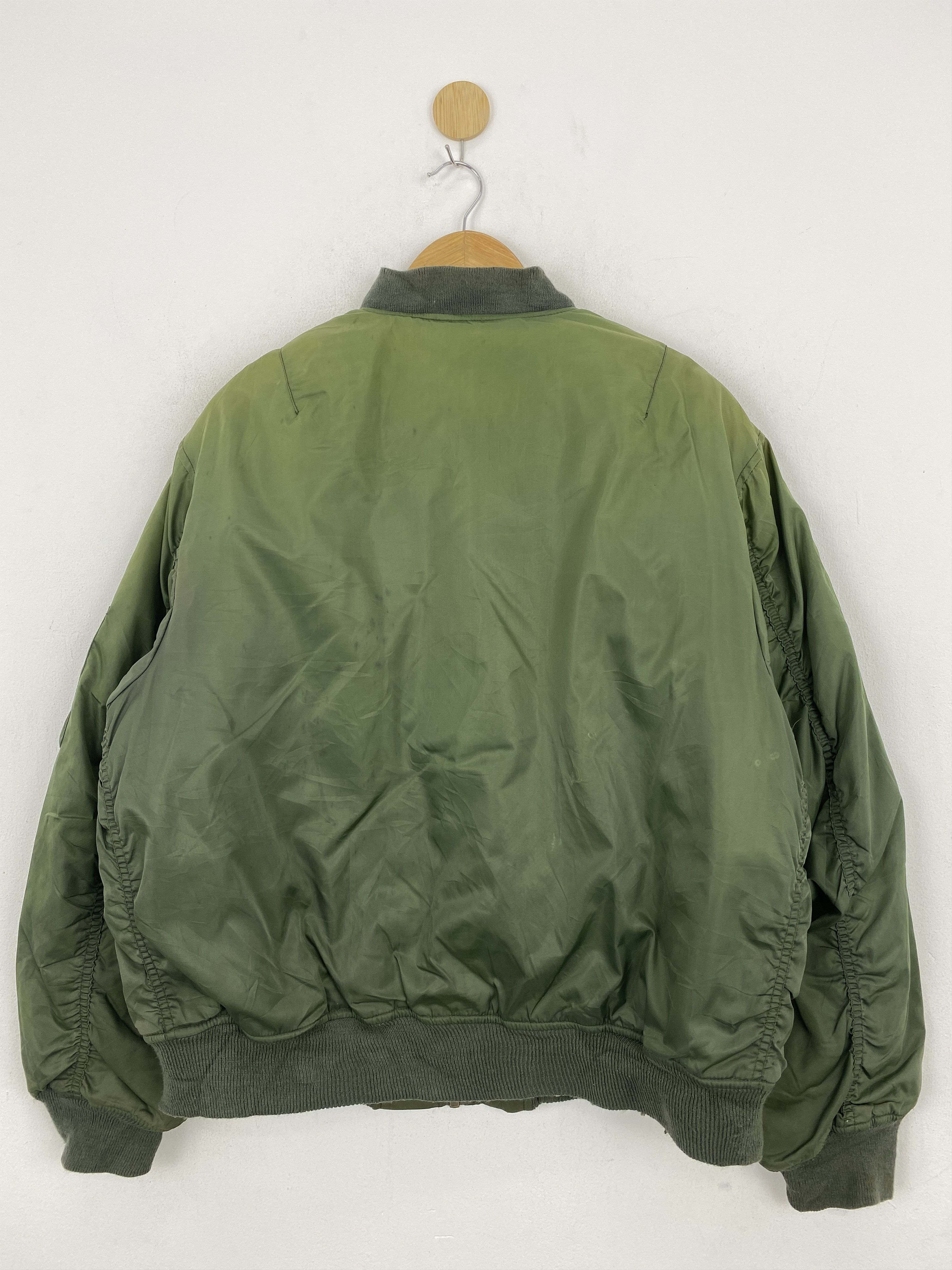 Uniqlo Vintage Uniqlo Bomber Zipper Flight Jacket J1934 Size US L / EU 52-54 / 3 - 3 Thumbnail