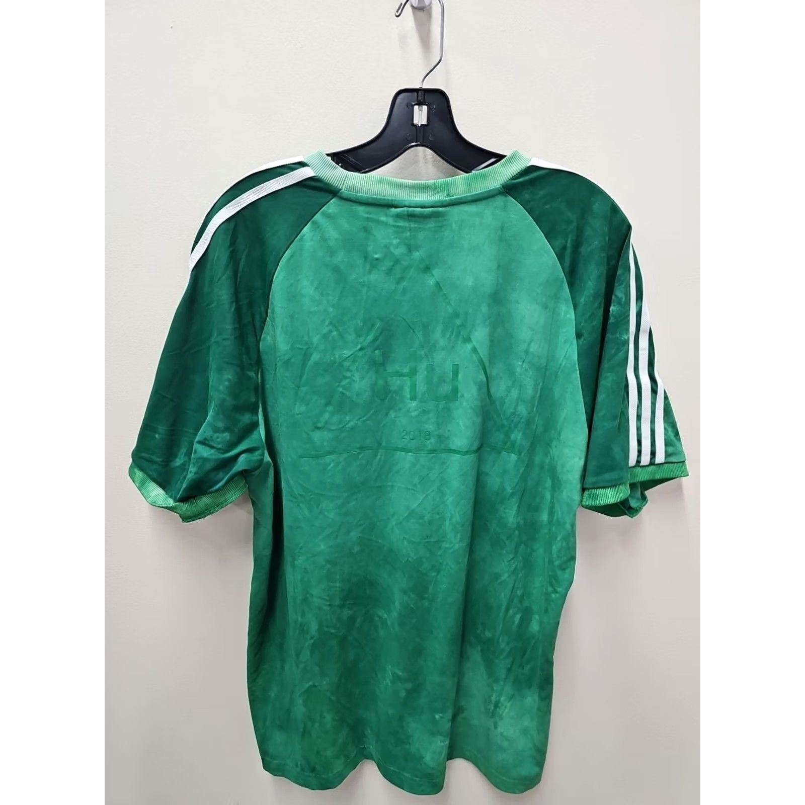Adidas VINTAGE No, cannot determine vintage status. Size US L / EU 52-54 / 3 - 4 Thumbnail