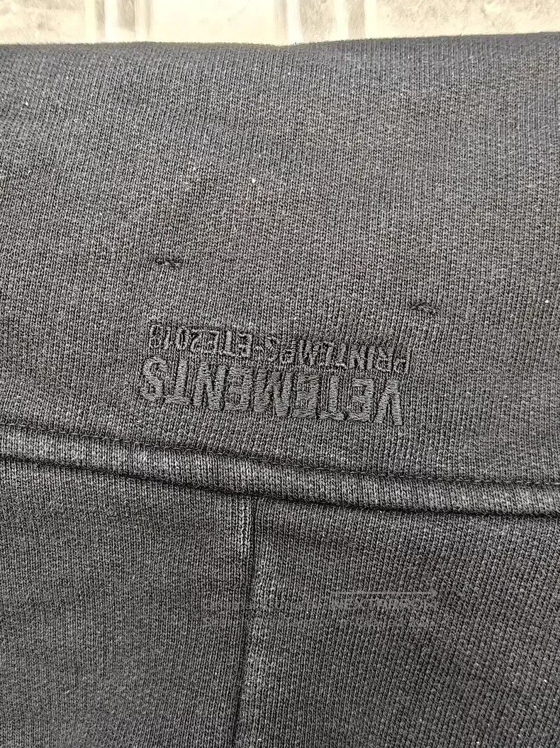 Vetements VETEMENTS Collaboration Fake Two-Piece Sweatshirt Size US S / EU 44-46 / 1 - 7 Thumbnail