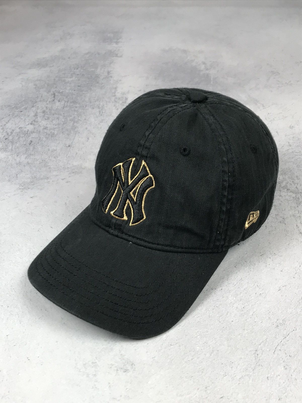 Vintage Vintage 00s New Era New York Yankees Cap Hats y2k Size ONE SIZE - 2 Thumbnail