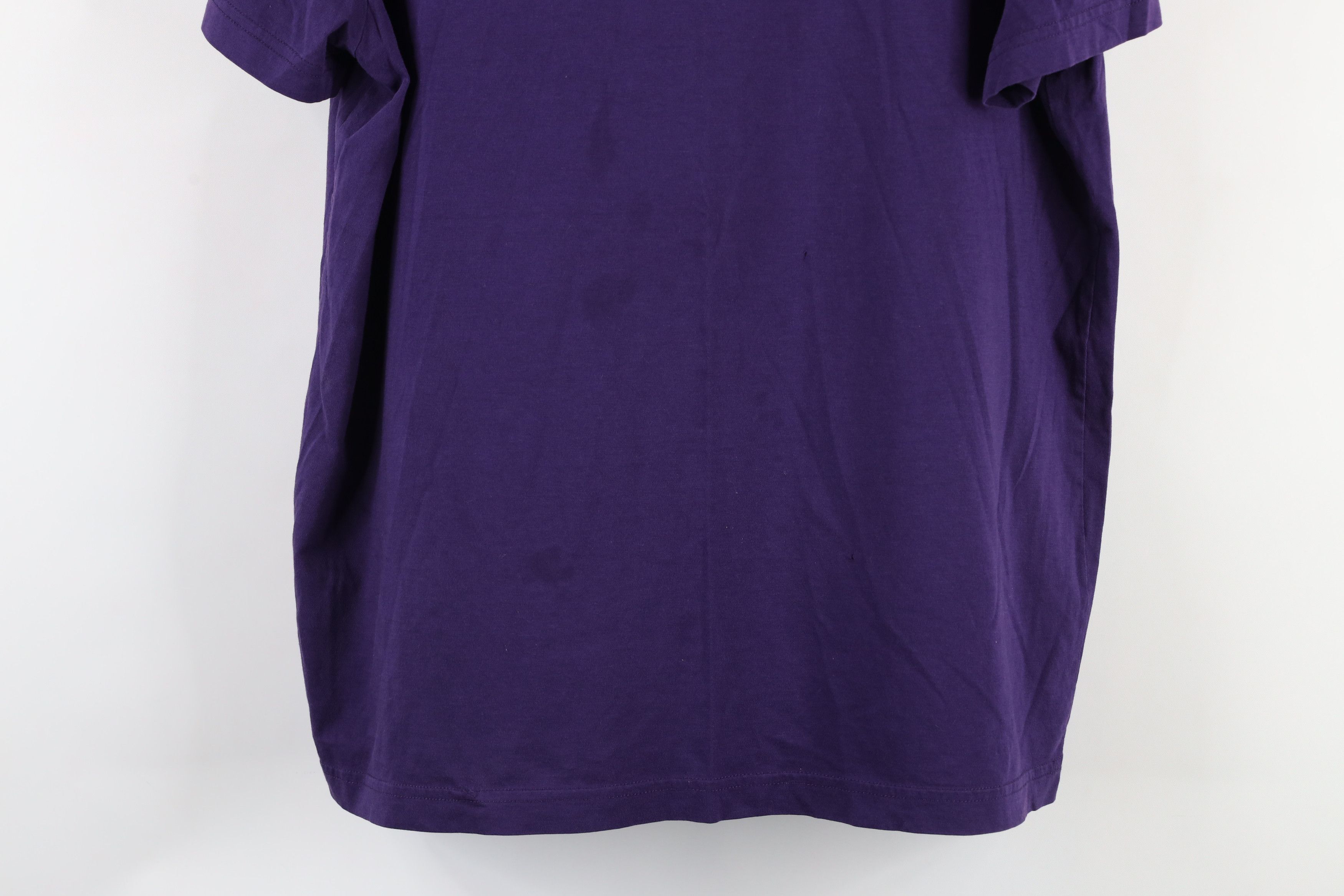 Lacoste × Vintage Lacoste Distressed Croc Logo Short Sleeve V-Neck T-Shirt Size US L / EU 52-54 / 3 - 3 Thumbnail