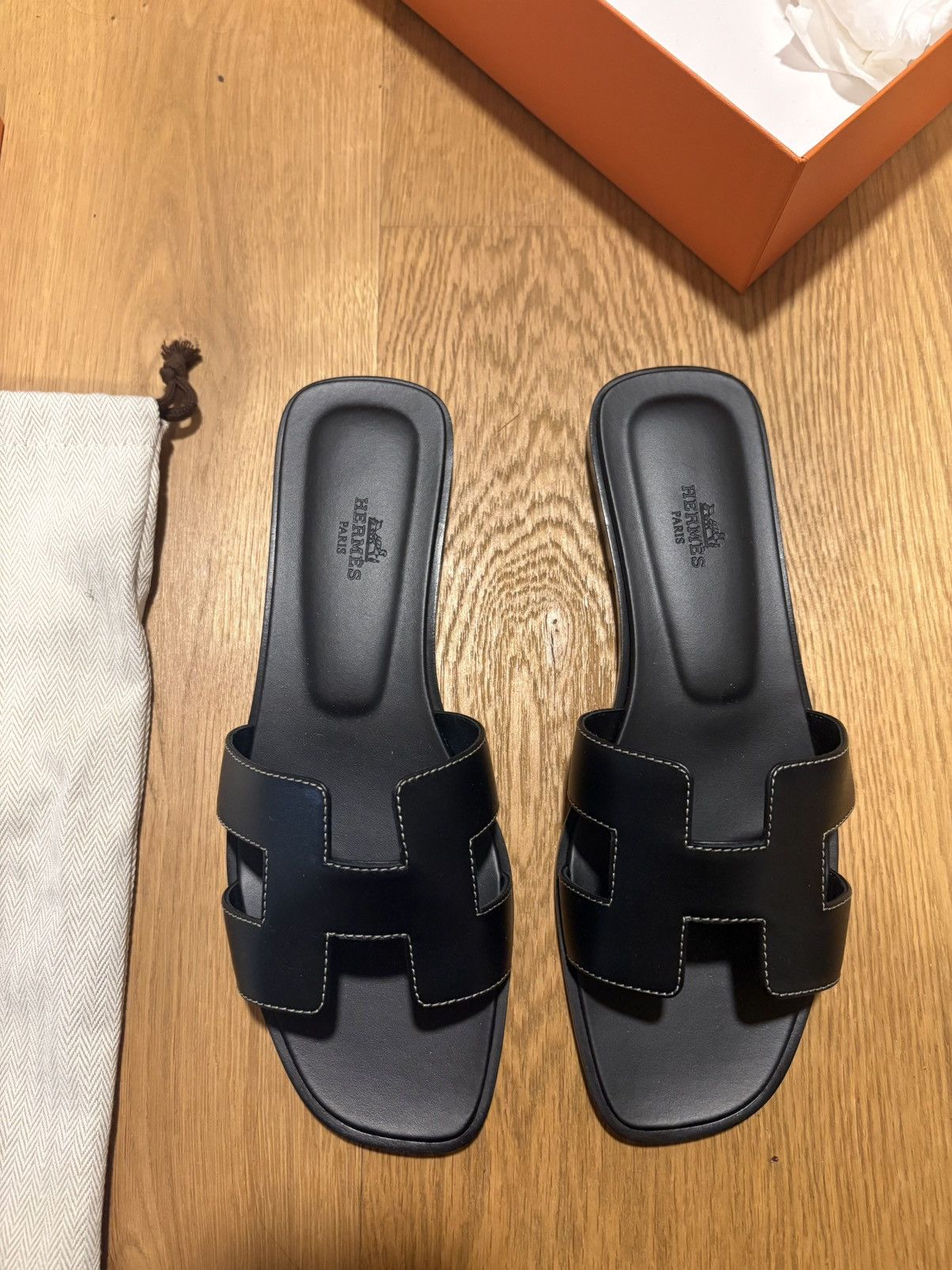 Hermes oran sandal
