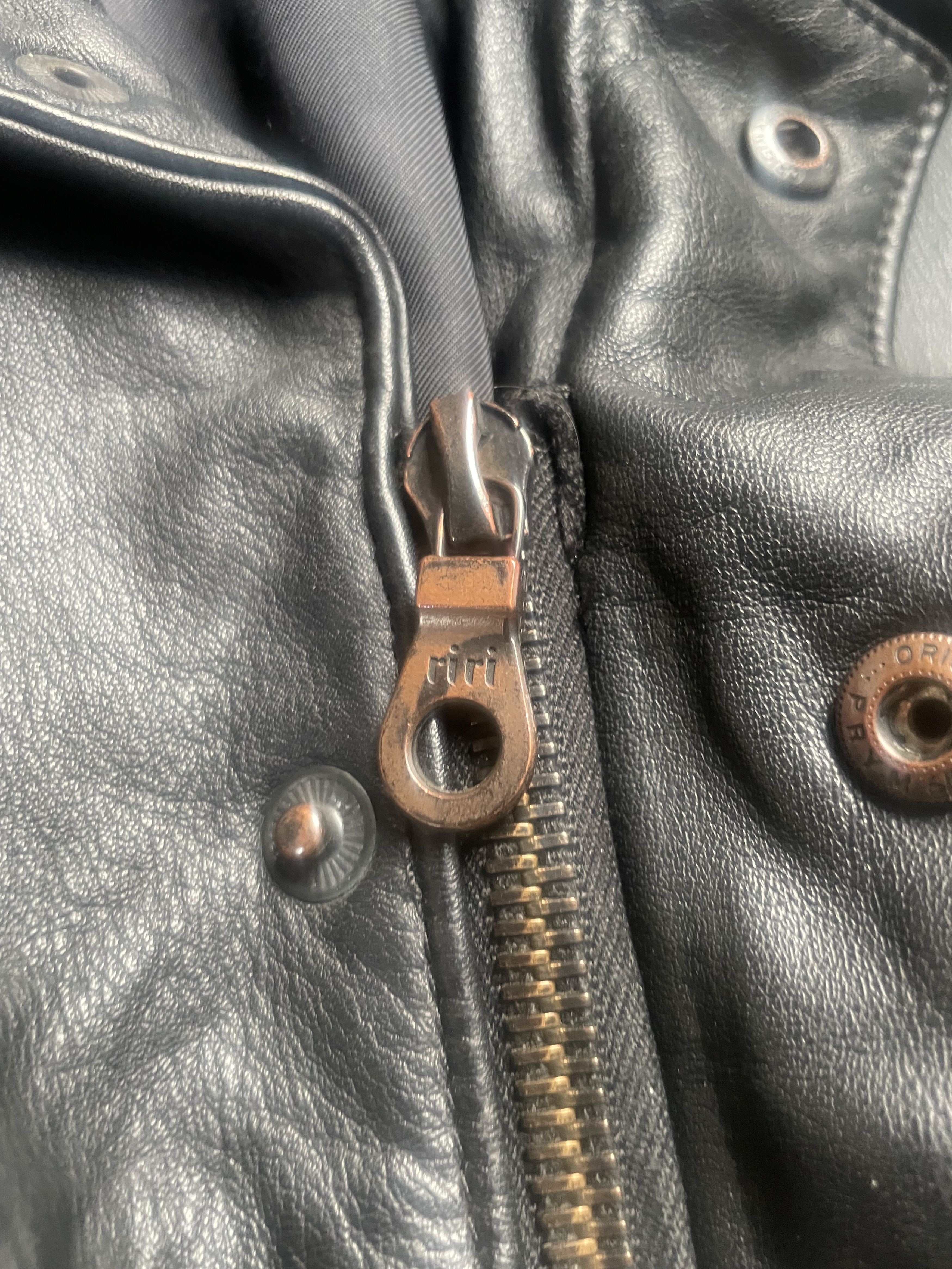 Vintage Vintage German Polizei Leather Blouson Size US M / EU 48-50 / 2 - 4 Thumbnail