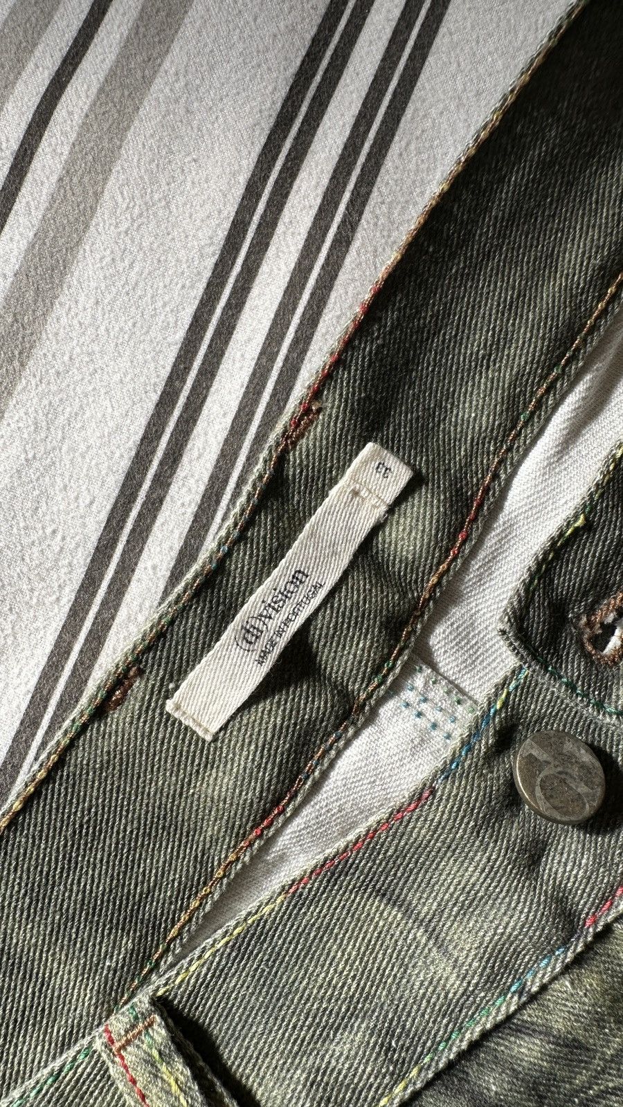 (di)vision (di)vision slim fit, low waist jeans Size US 33 - 5 Thumbnail