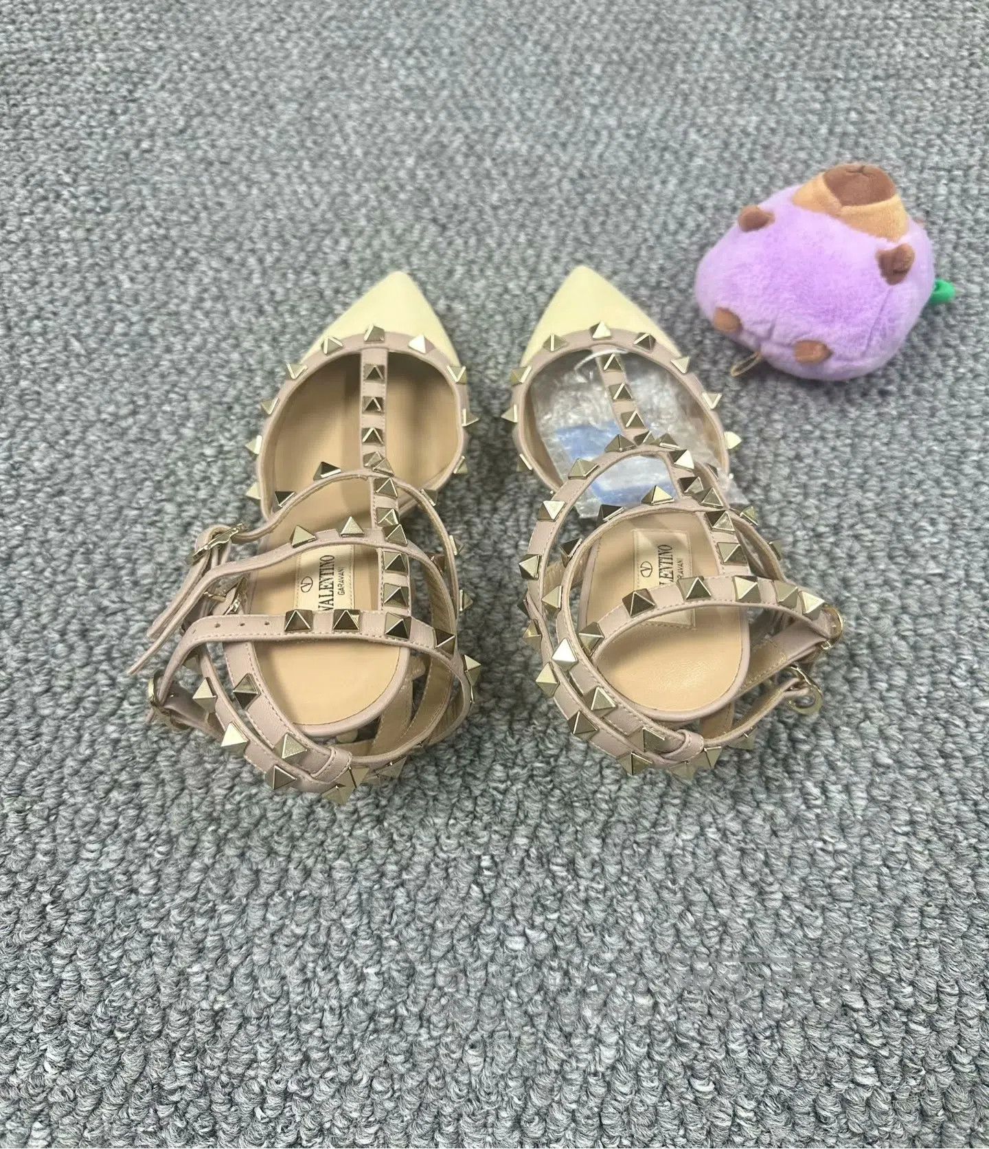 Valentino Valentino White high heels| Size US 5.5 / IT 35.5 - 3 Thumbnail