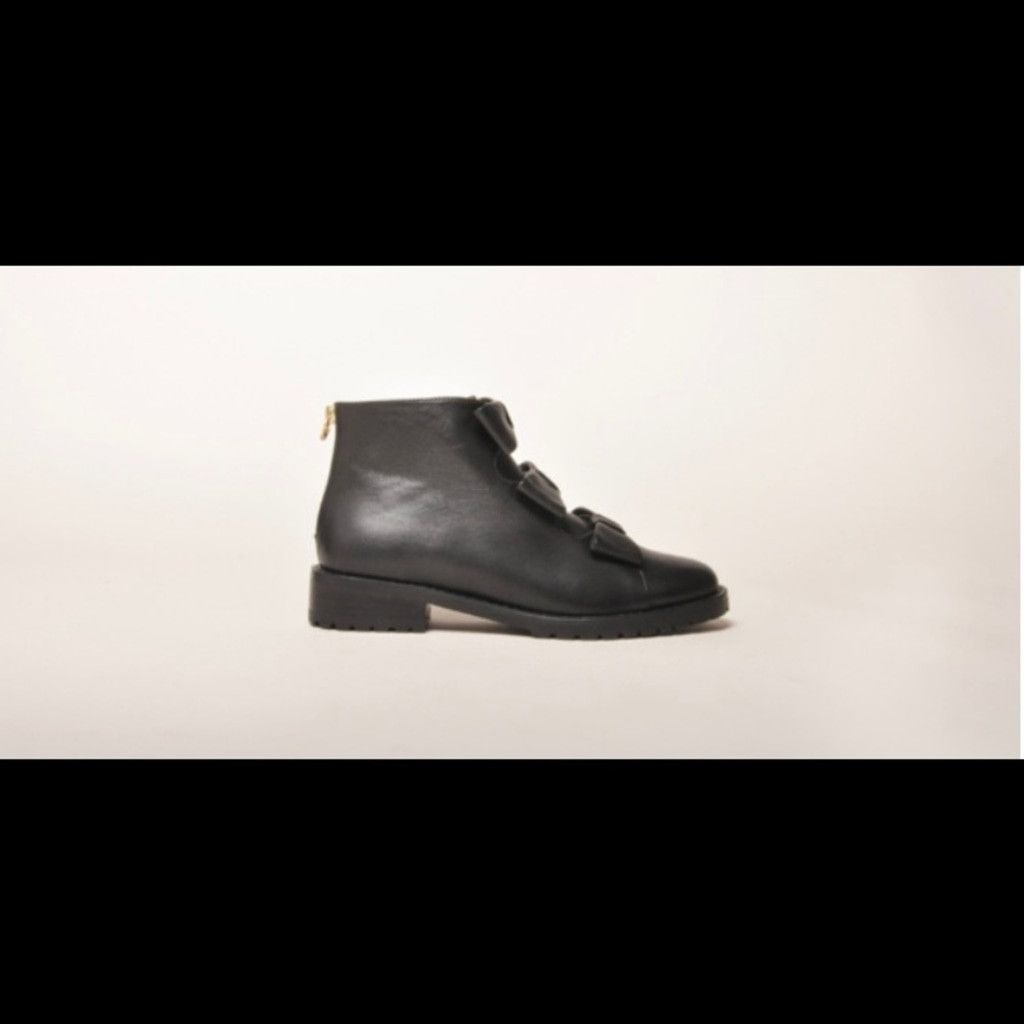 The Unbranded Brand F-troupe Katherine Bow Leather Bootie Size US 6 / IT 36 - 2 Thumbnail