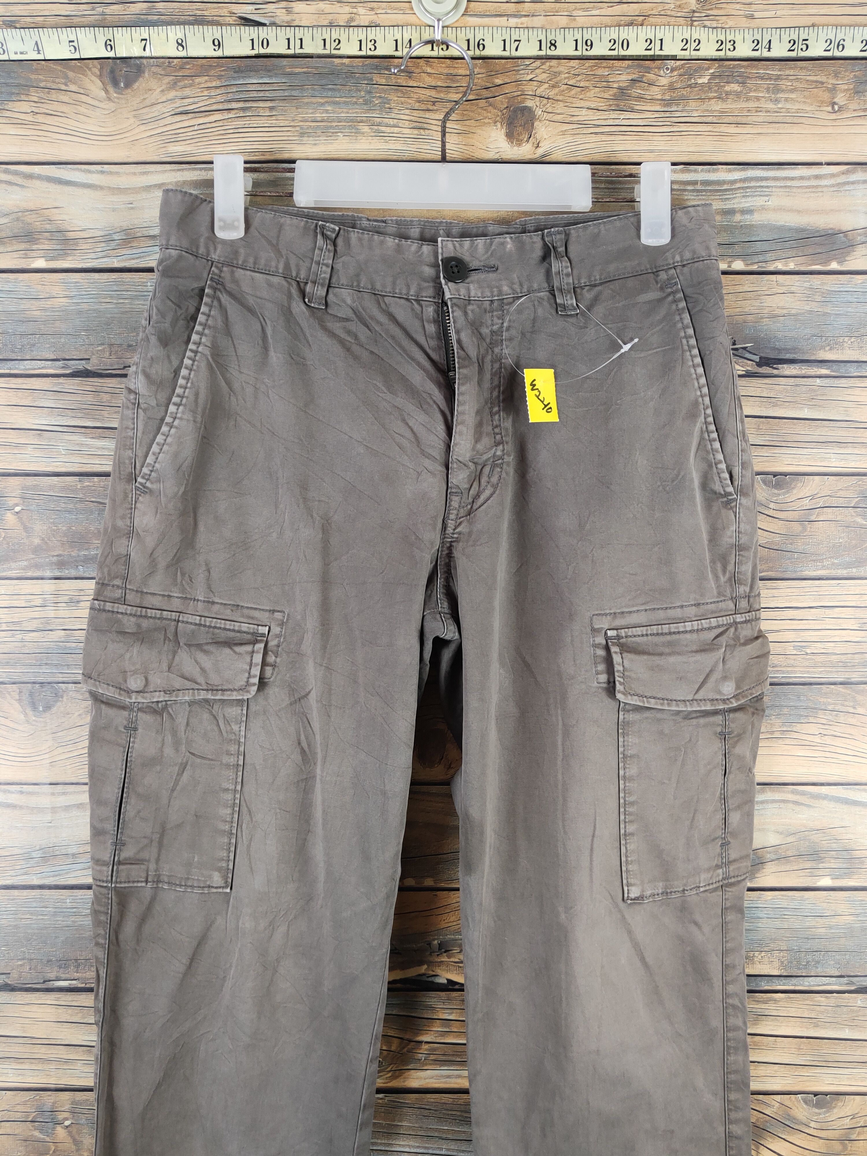 Japanese Brand Uniqlo Olive Multipocket Tactical Cargo Pants #W22 Size US 29 - 2 Thumbnail