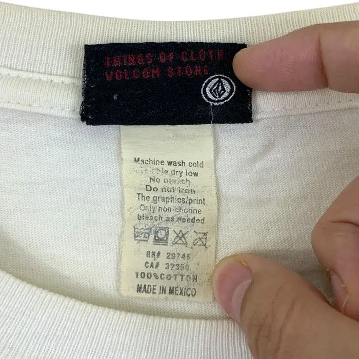 Volcom Vintage VOLCOM STONE Revolution Is Imminent Tee Shirt Size US M / EU 48-50 / 2 - 10 Thumbnail