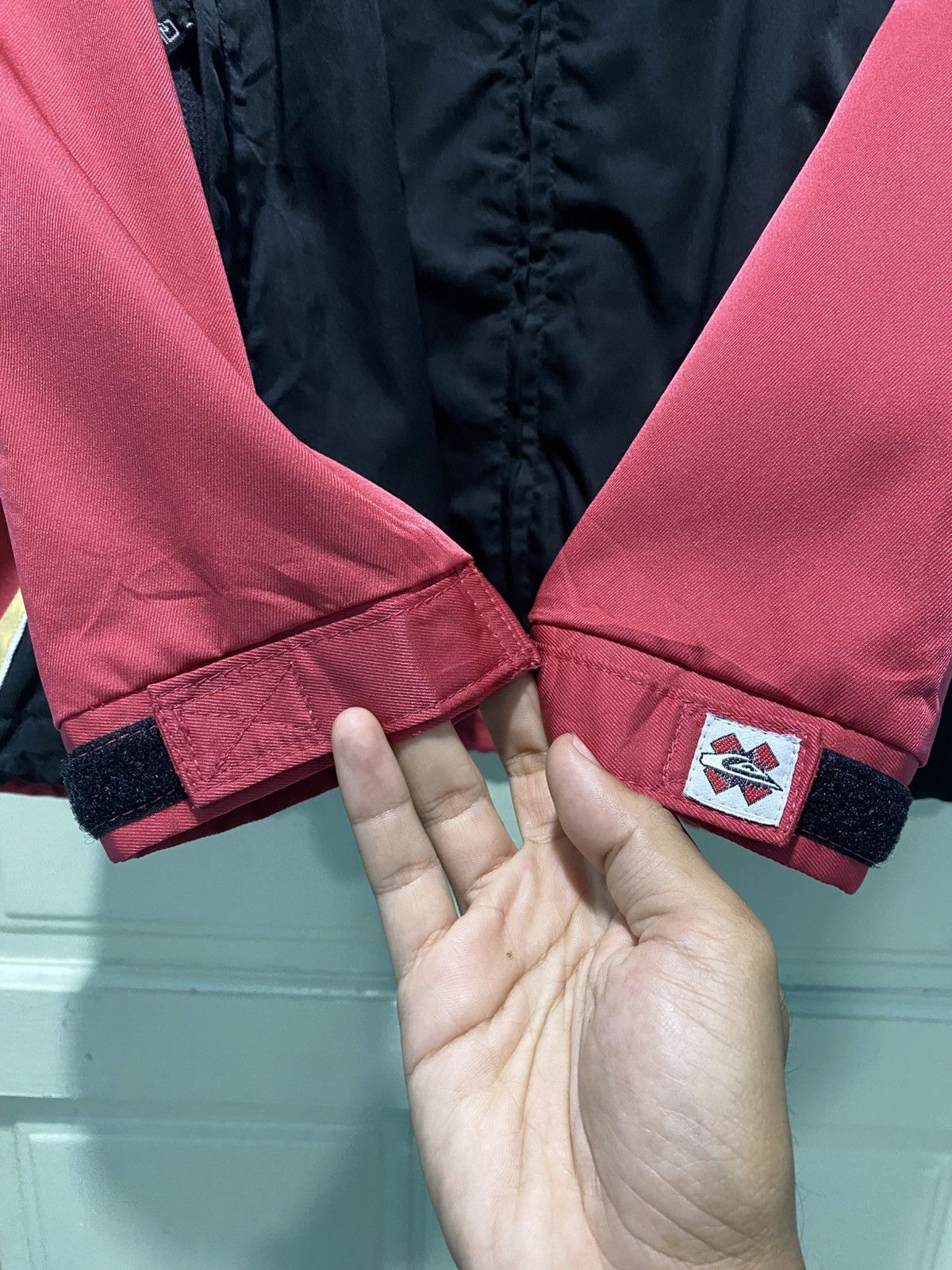 Quiksilver Vintage Quicksilver SnowBoard Outerwear Jacket Made Japan Size US S / EU 44-46 / 1 - 7 Thumbnail
