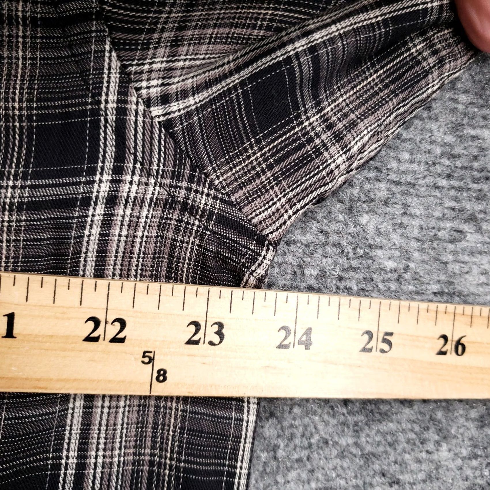 Vintage Bogari Button Down Shirt Mens Large Gray Plaid Long Sleeve Cotton Blend Size US L / EU 52-54 / 3 - 6 Thumbnail
