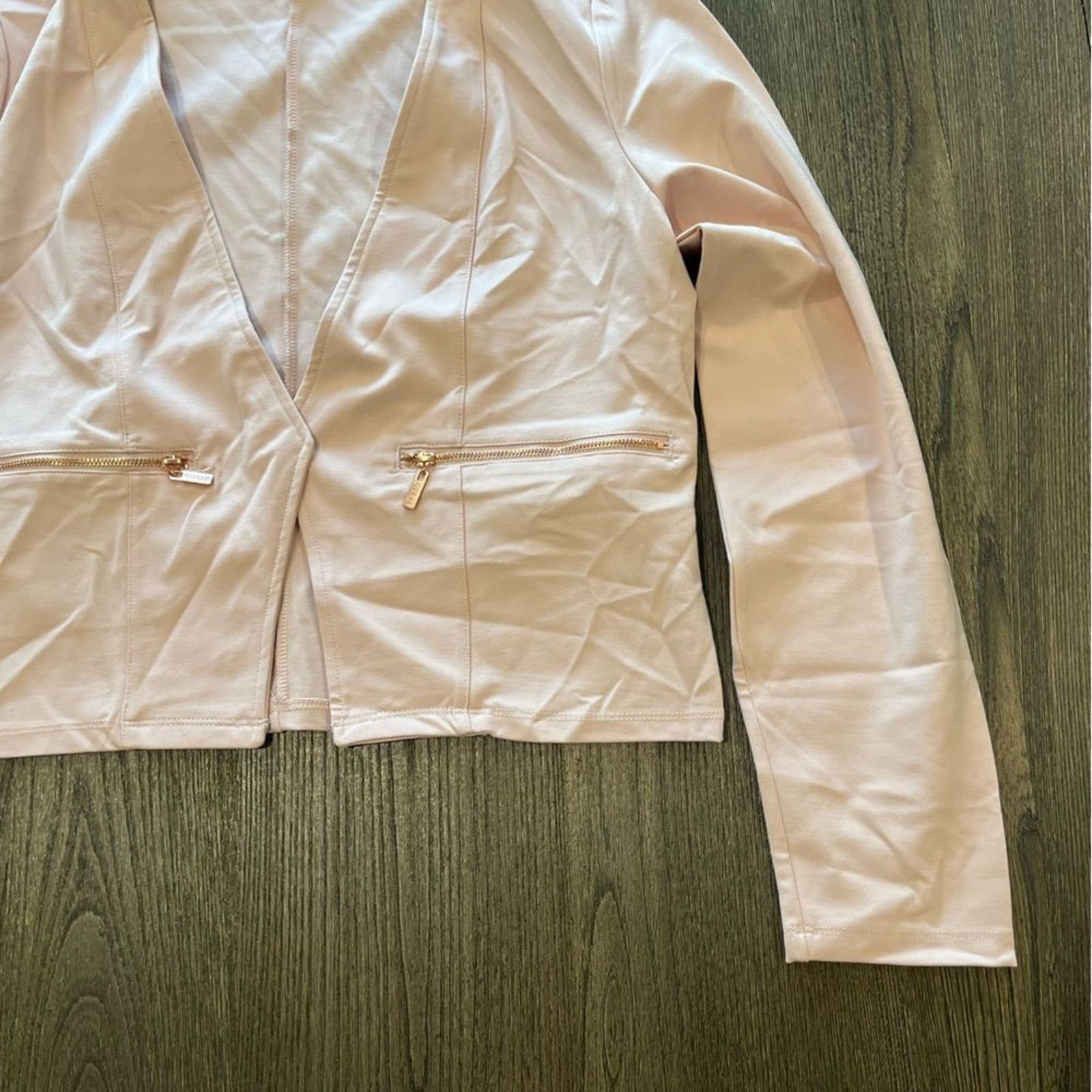 Guess NWOT Guess Womens Open Front Blazer Cropped Length Size L Size L / US 10 / IT 46 - 6 Thumbnail